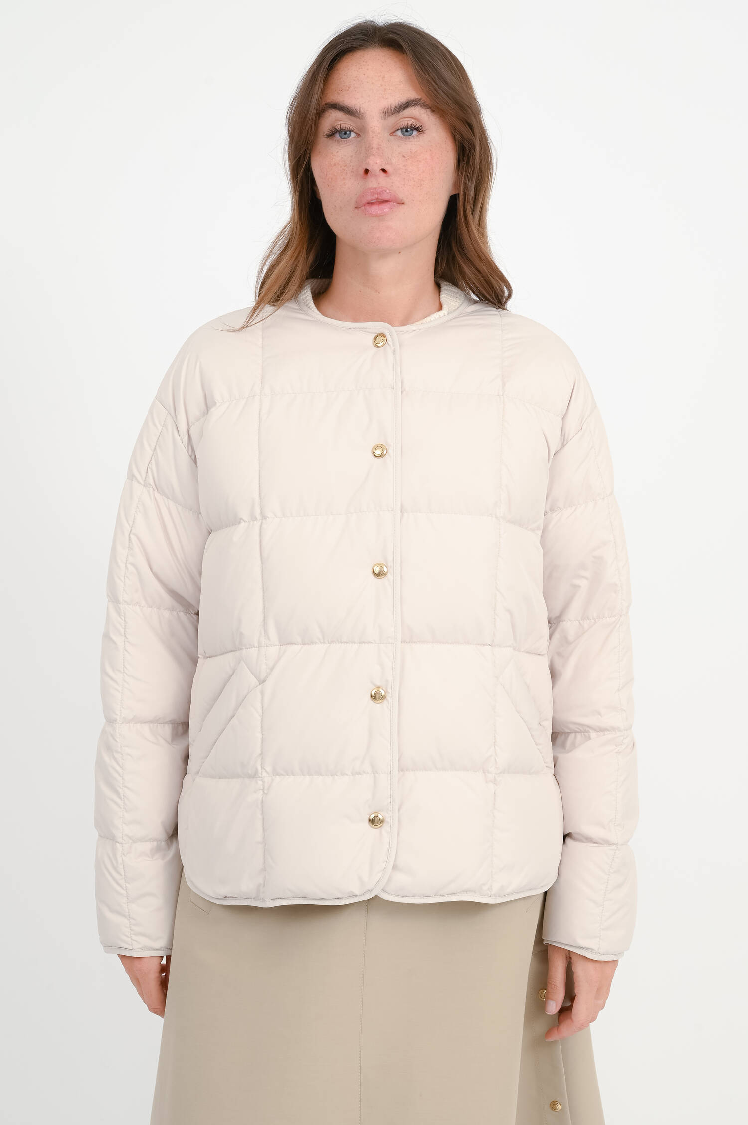 Kurze CARAMAGNE Daunenjacke in hellem Greige