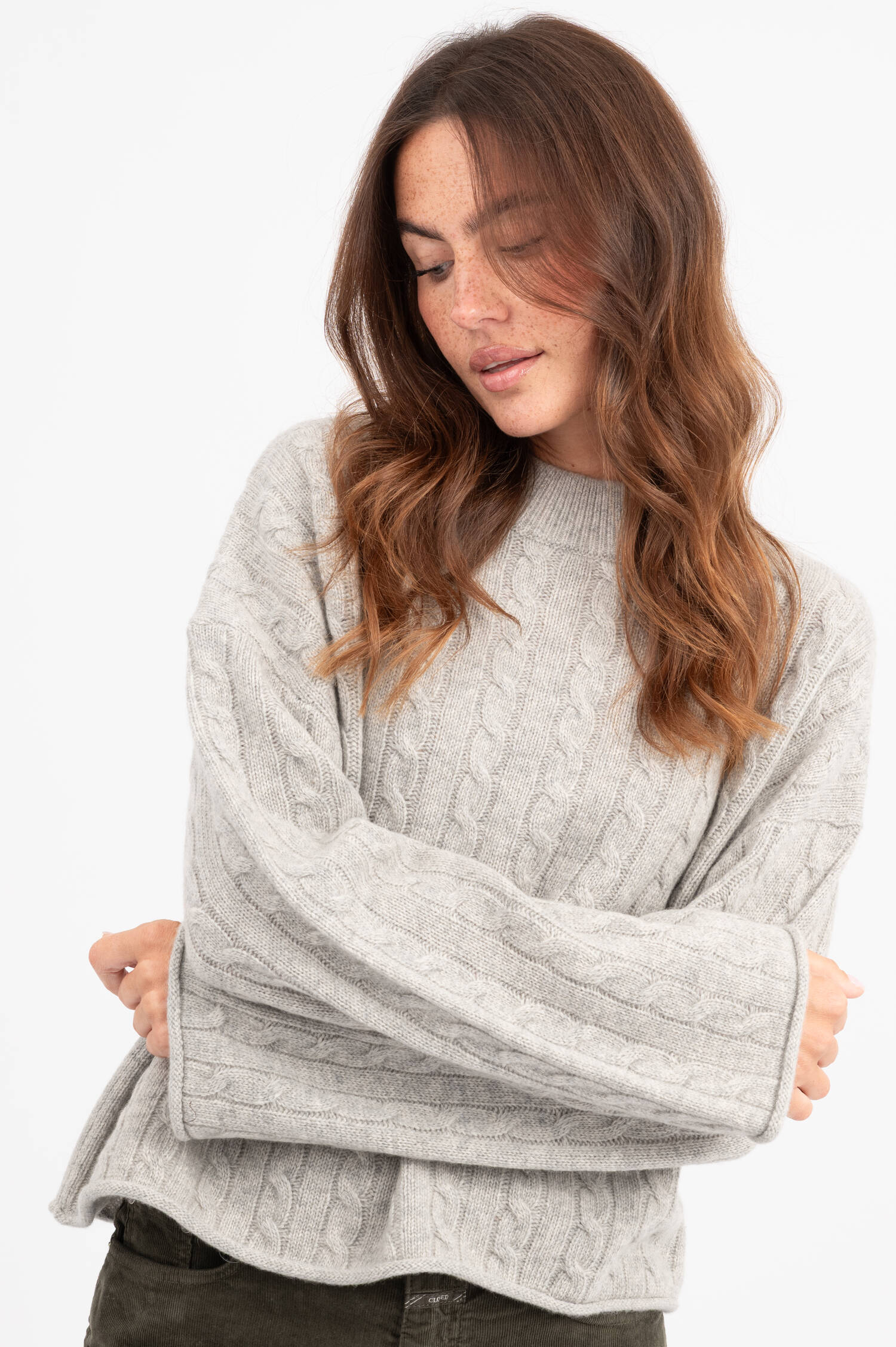 Zopfstrick Woll-Pullover in Grau Zopfstrick Woll-Pullover in Grau