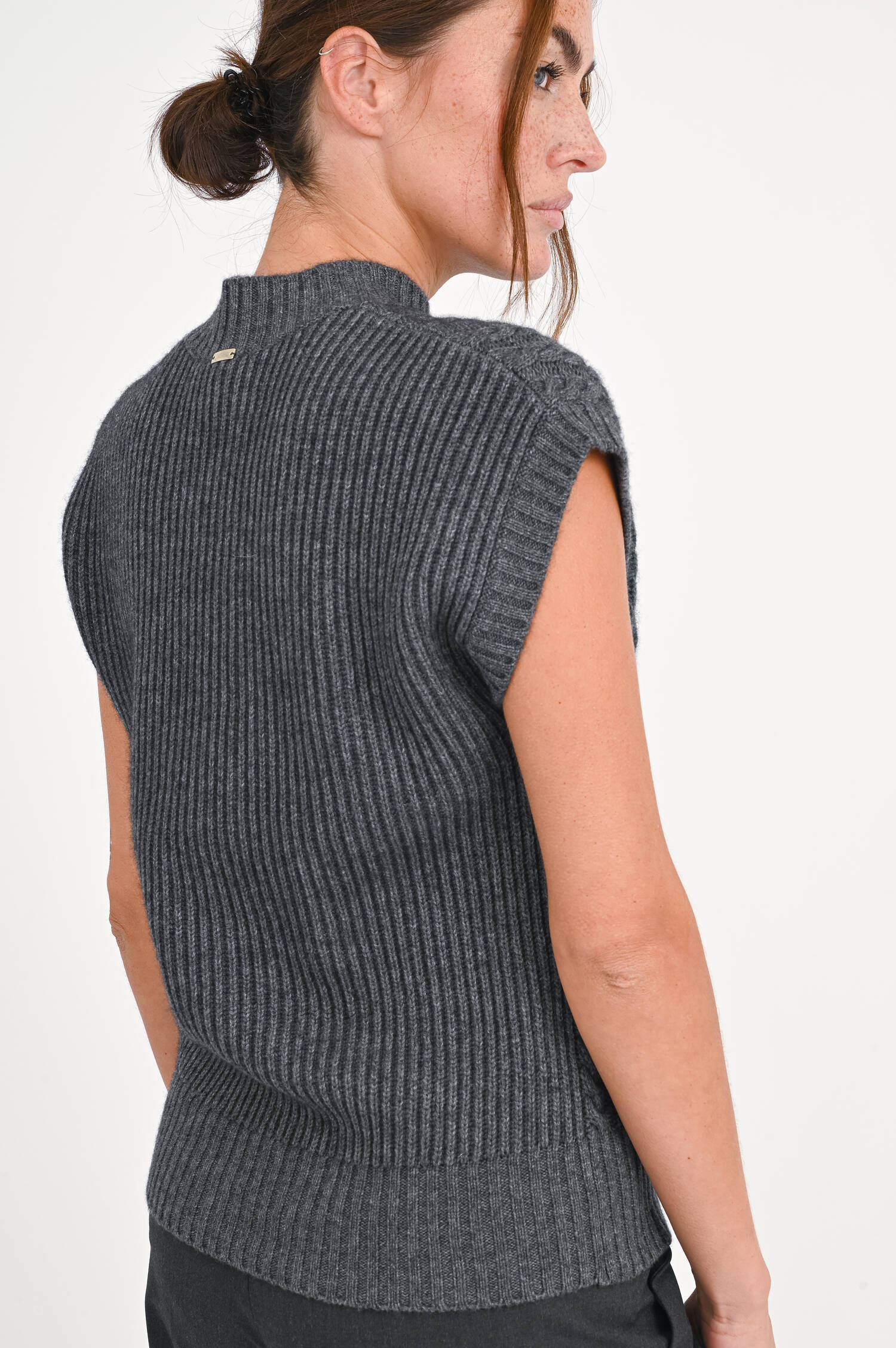 Pullunder aus Woll-Cashmere-Mix in Grau Pullunder aus Woll-Cashmere-Mix in Grau