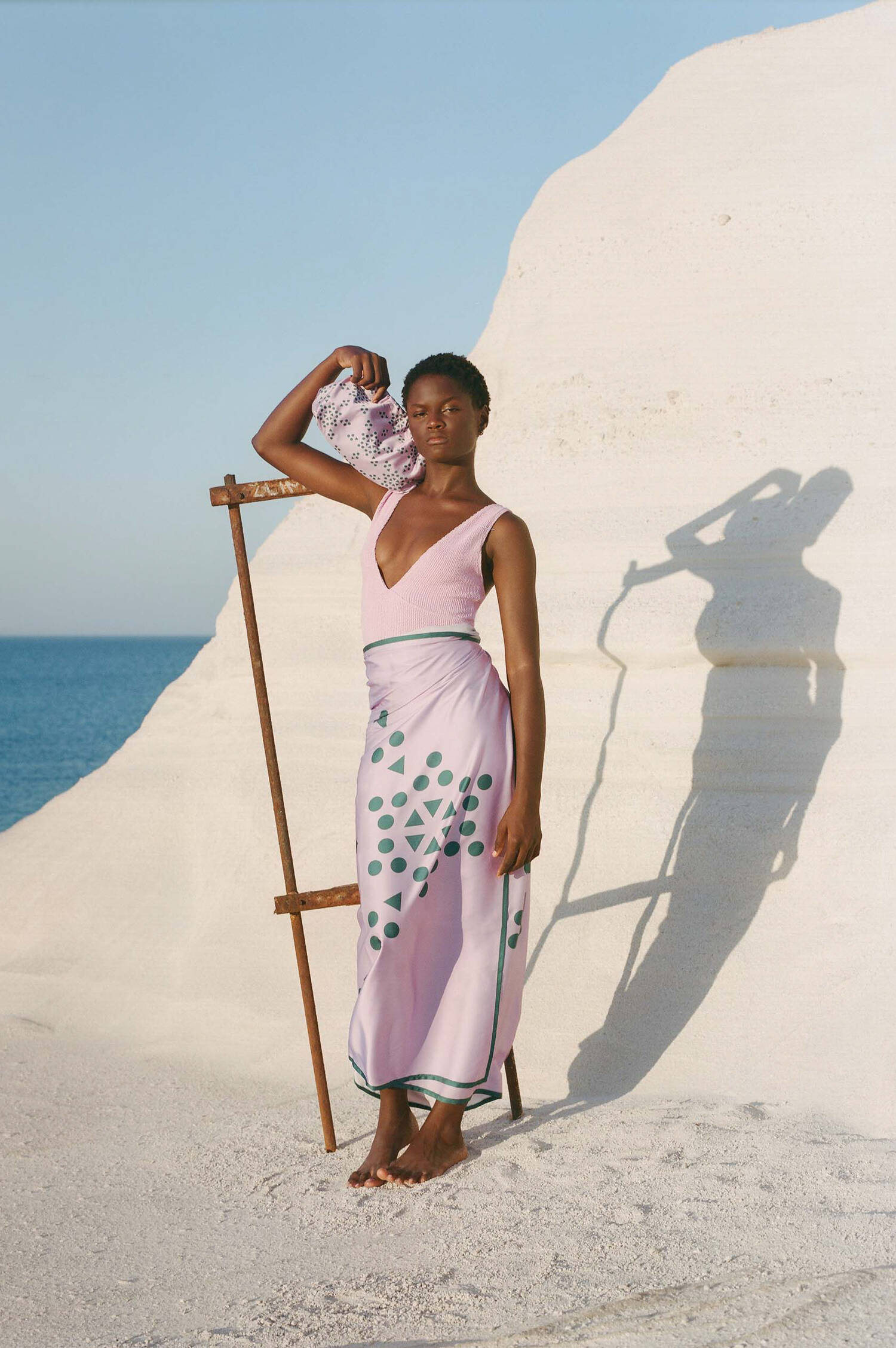 Patterned Clutch in Flieder/Grün