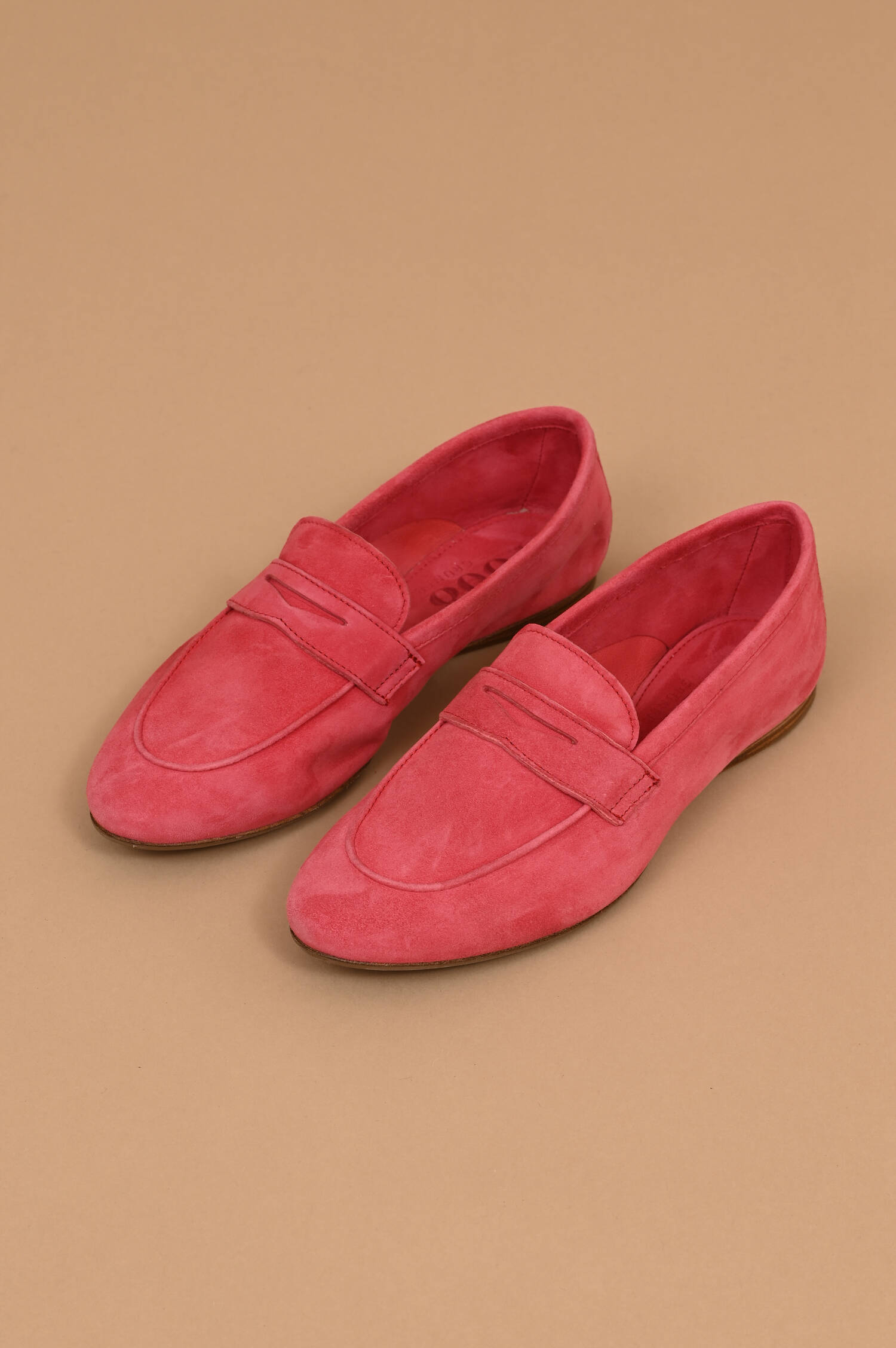 Veloursleder-Loafer in Wassermelonenrot Veloursleder-Loafer in Wassermelonenrot