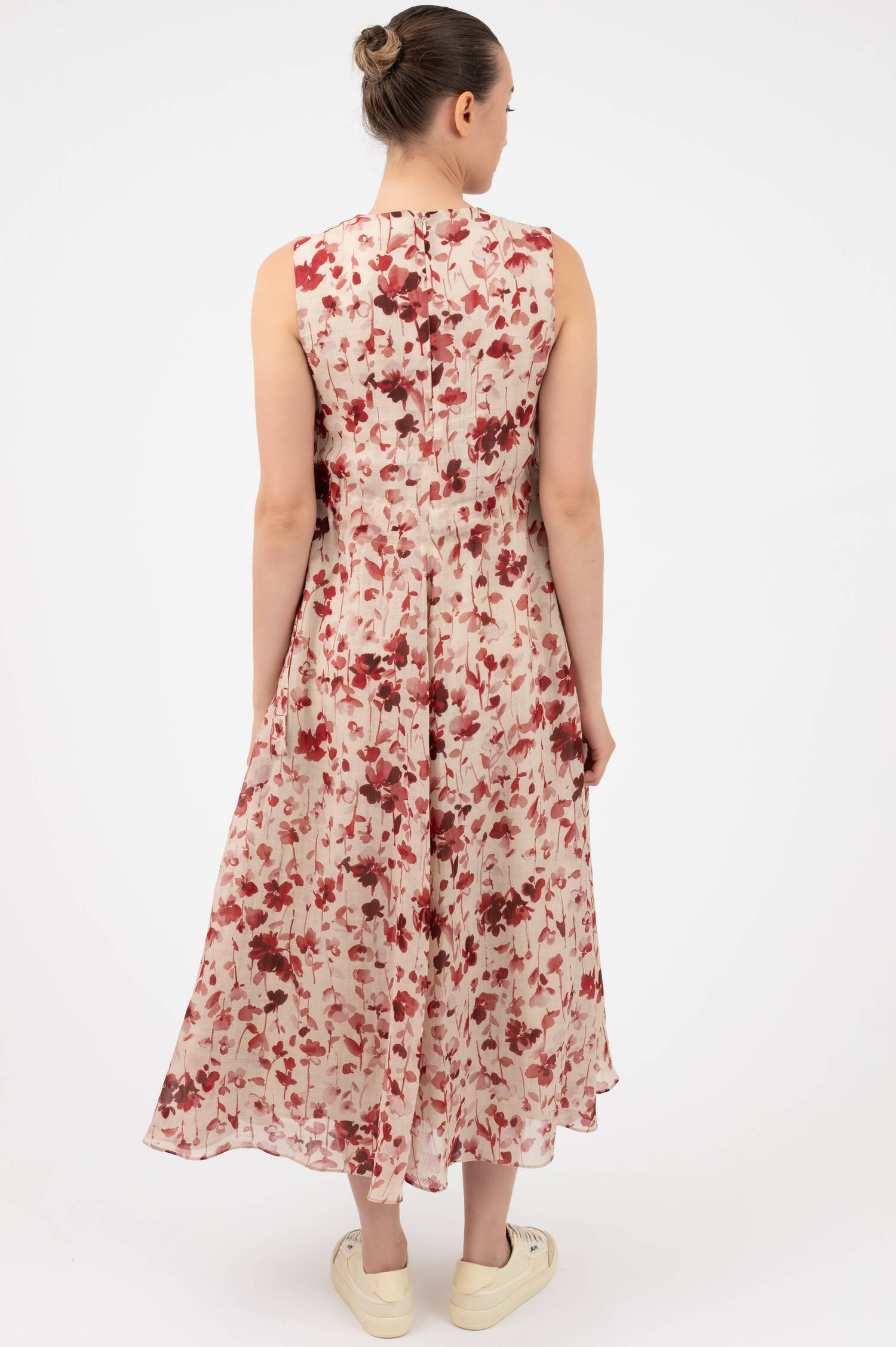 Gemustertes Kleid aus Ramie in Beige/Rot Gemustertes Kleid aus Ramie in Beige/Rot