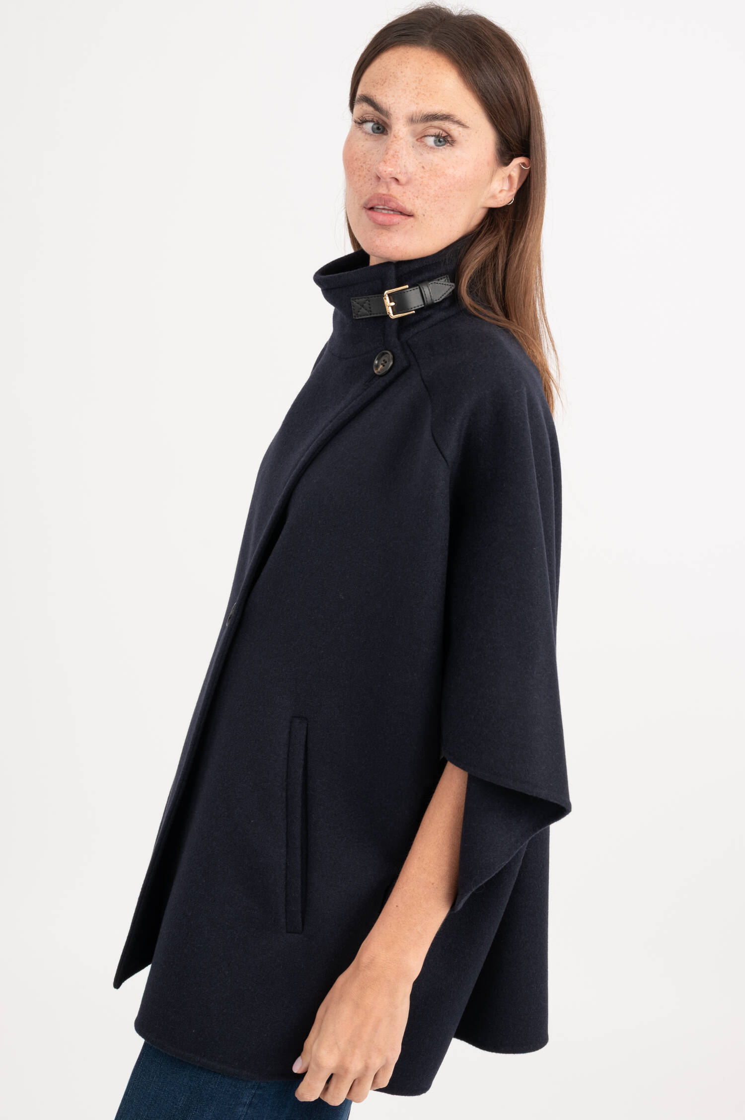 Cashmere Cape DERRIK in Navy Cashmere Cape DERRIK in Navy