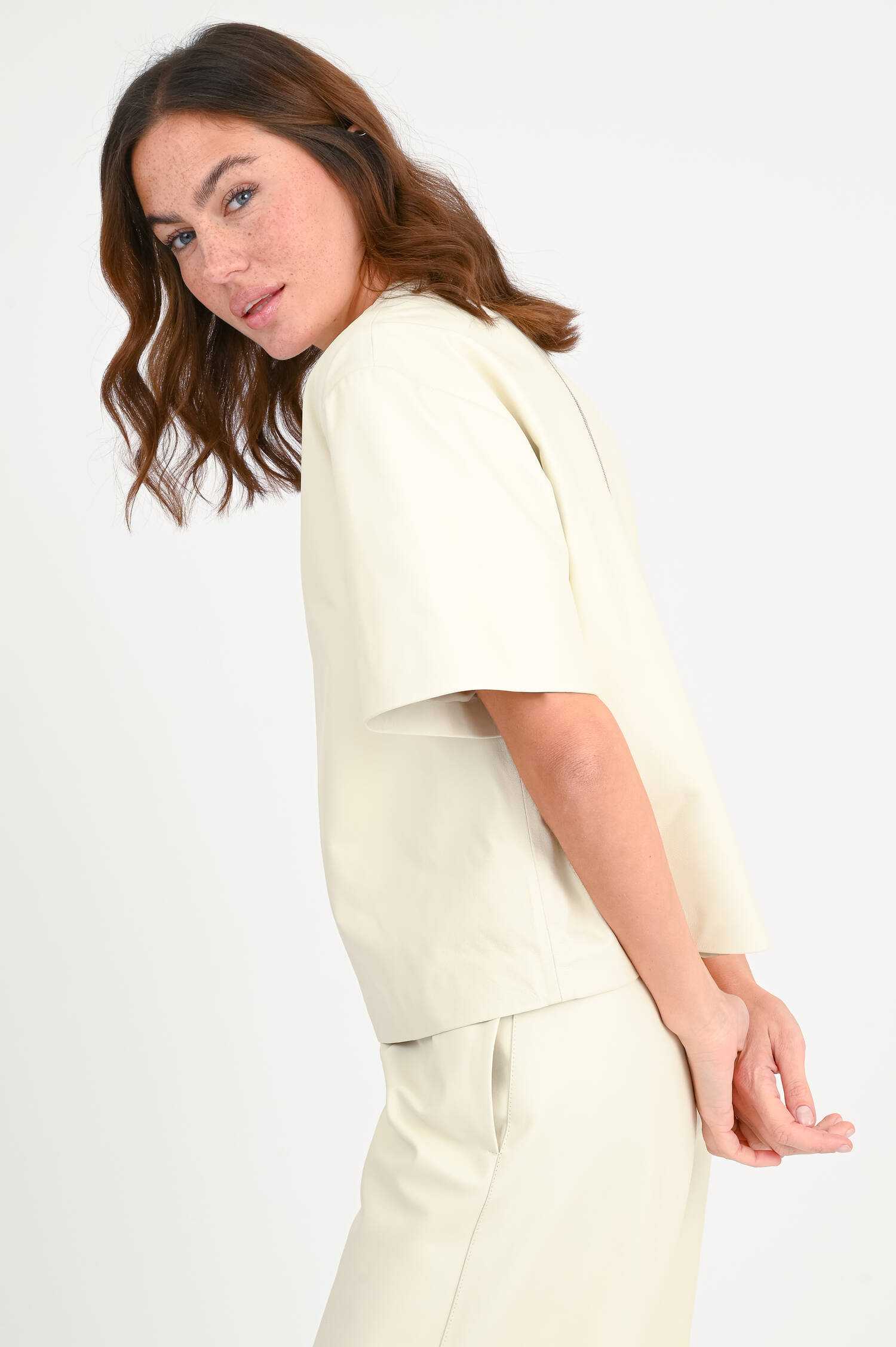 Leder T-Shirt SIRA in Ecru