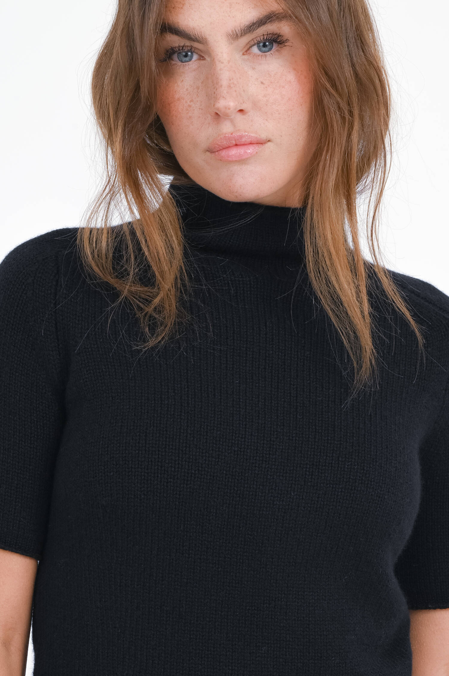 Rollkragen-Pullover FRIDE in Schwarz