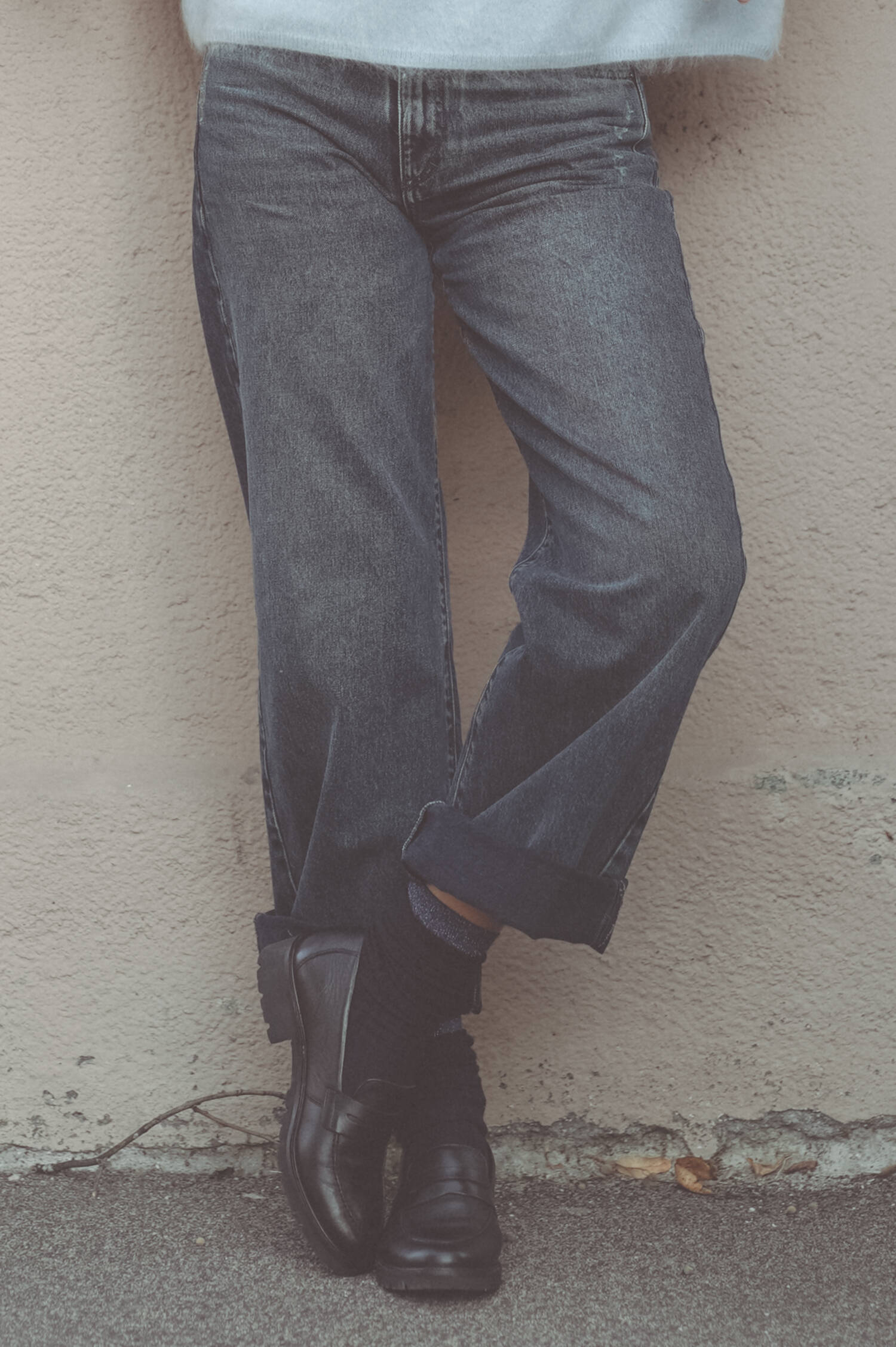 Wide Leg Denim THE LOOSE in Dark Blue Wide Leg Denim THE LOOSE in Dark Blue