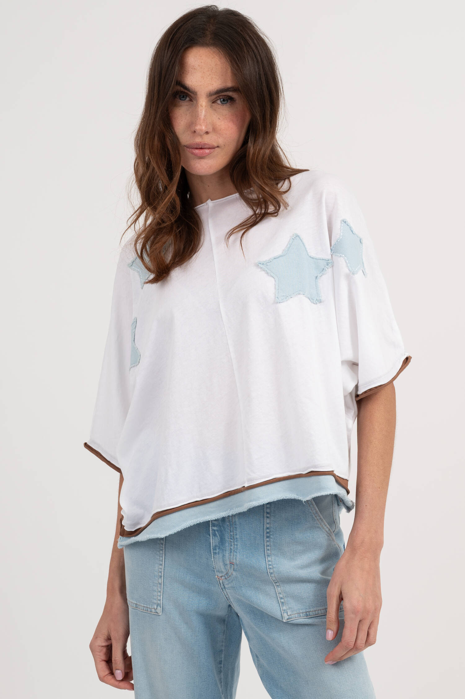 T-Shirt RUMBIA in Weiß/Eisblau/Braun T-Shirt RUMBIA in Weiß/Eisblau/Braun