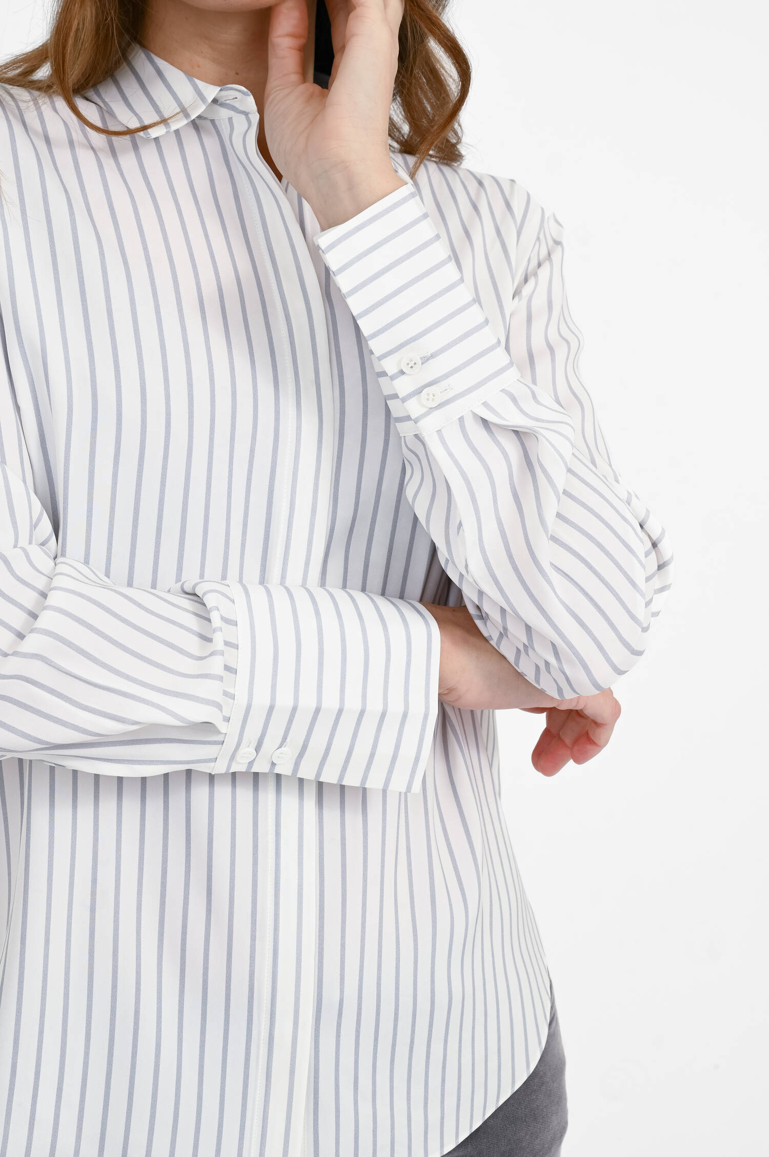 Seiden-Bluse in Weiß/Grau gestreift Seiden-Bluse in Weiß/Grau gestreift