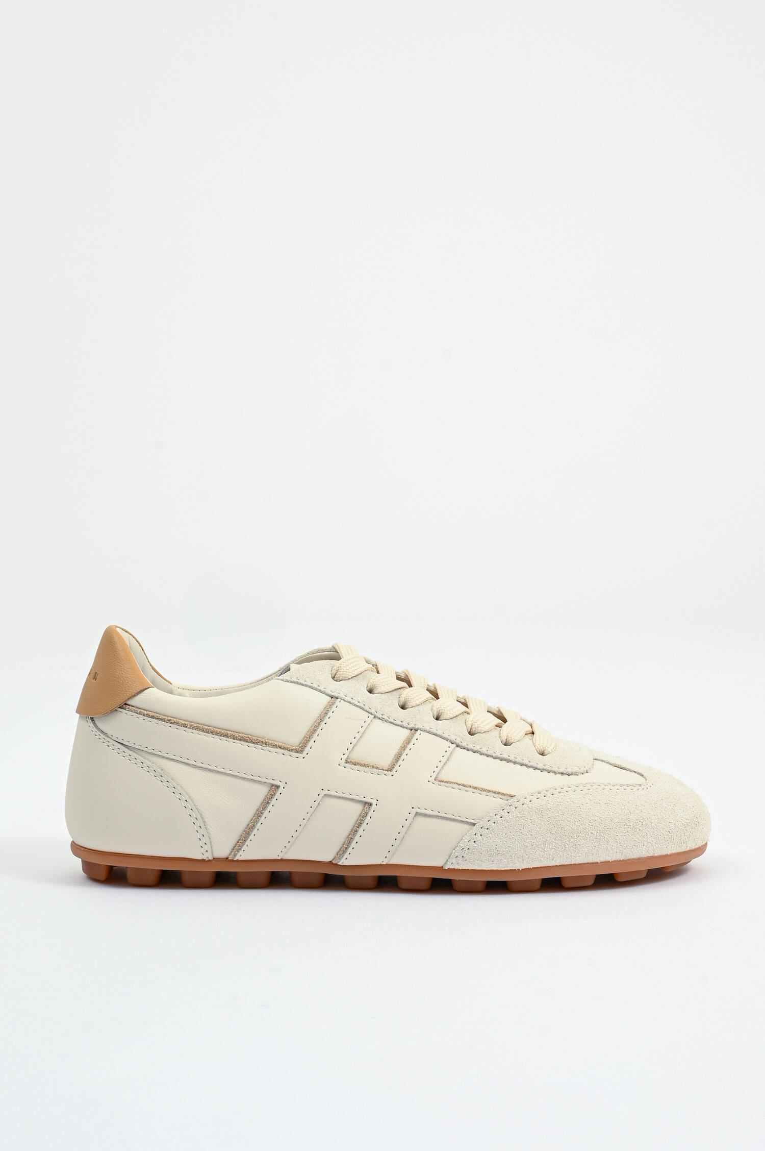 Sneaker LACE UP in Creme