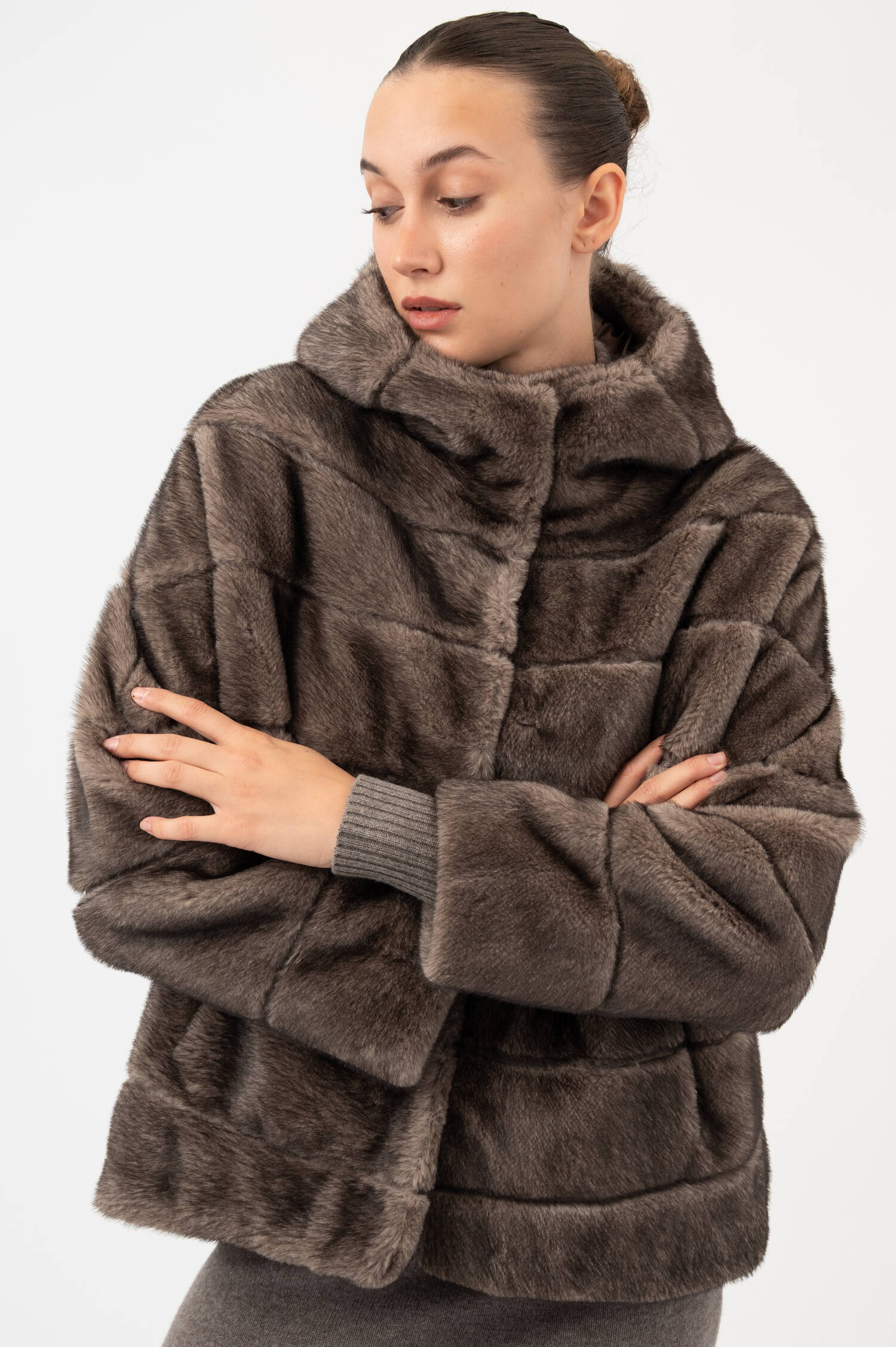 Faux-Fur-Jacke in Graubraun