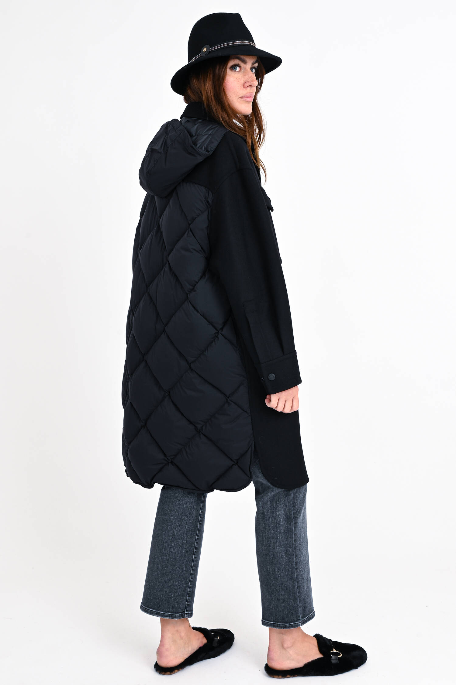 Wollmantel GOUET mit Daunenstepp in Schwarz