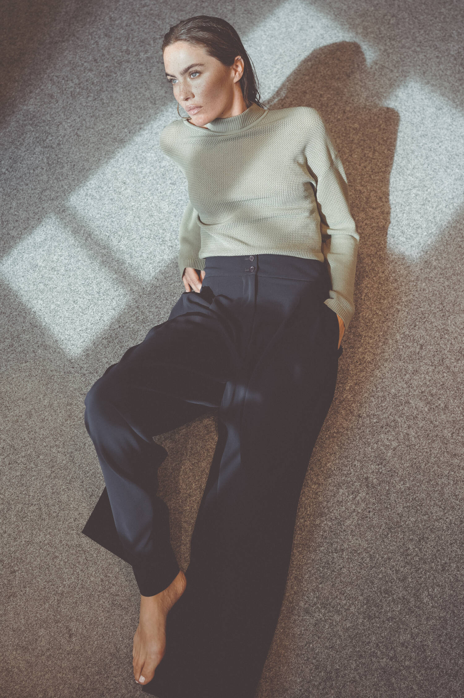 Wide-Leg Hose mit Bundfalten in Navy