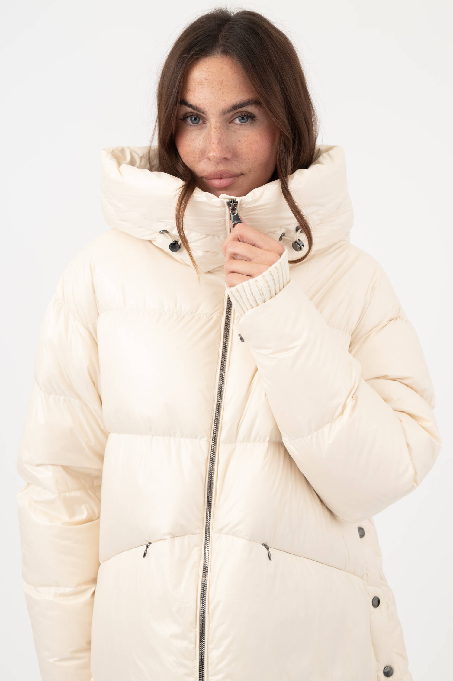 Daunensteppjacke LONDRA in Beige Daunensteppjacke LONDRA in Beige