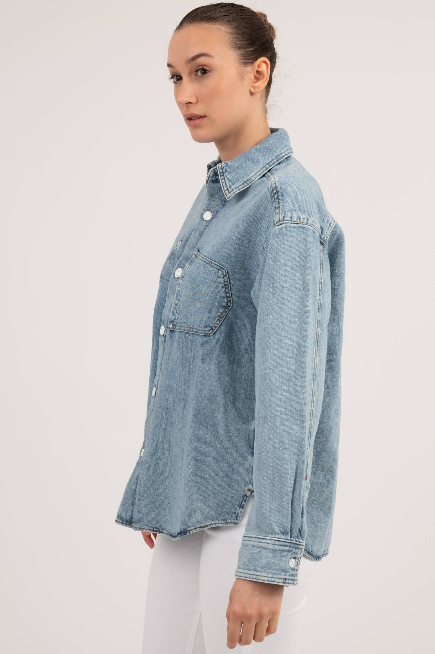 Denimbluse THE SUIT UP in Hellblau