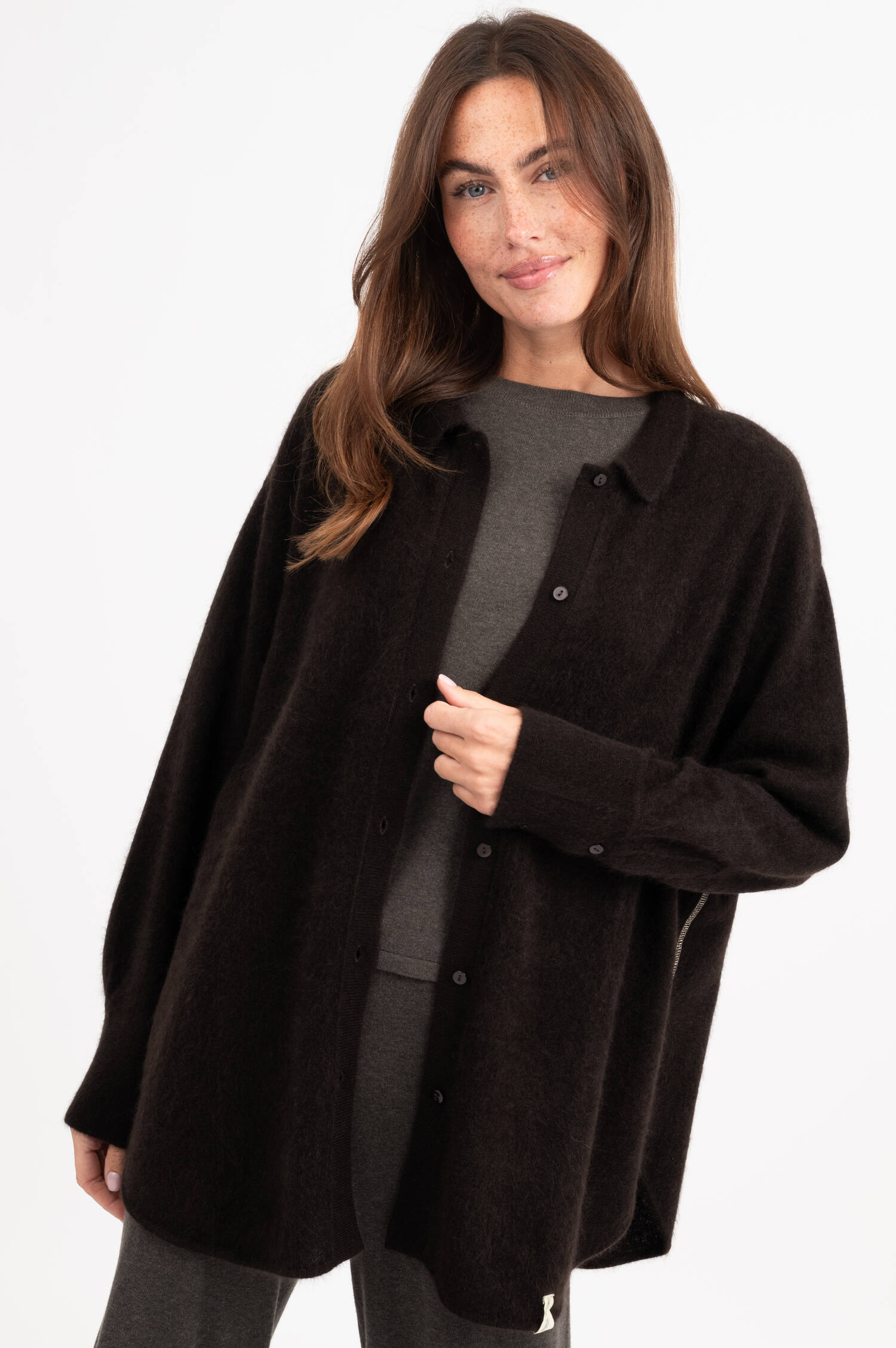 Strickhemd aus Cashmere in Braun Strickhemd aus Cashmere in Braun