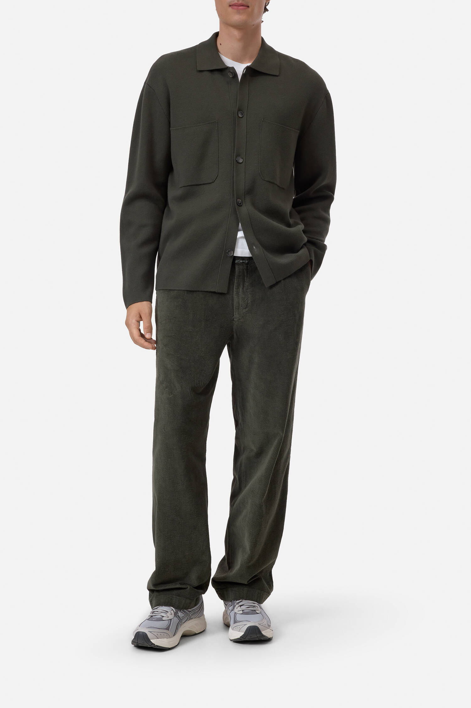 Cordhose BLOMBERG in Oliv