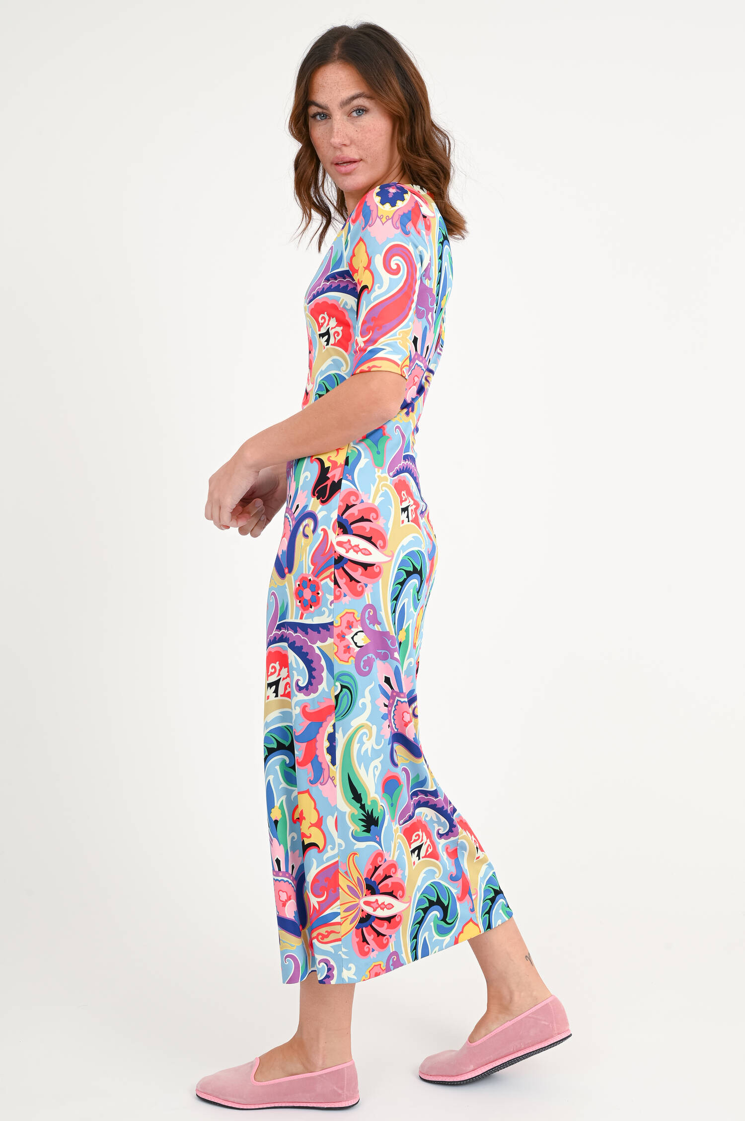 Midi-Kleid aus Viskose in Multicolor Midi-Kleid aus Viskose in Multicolor