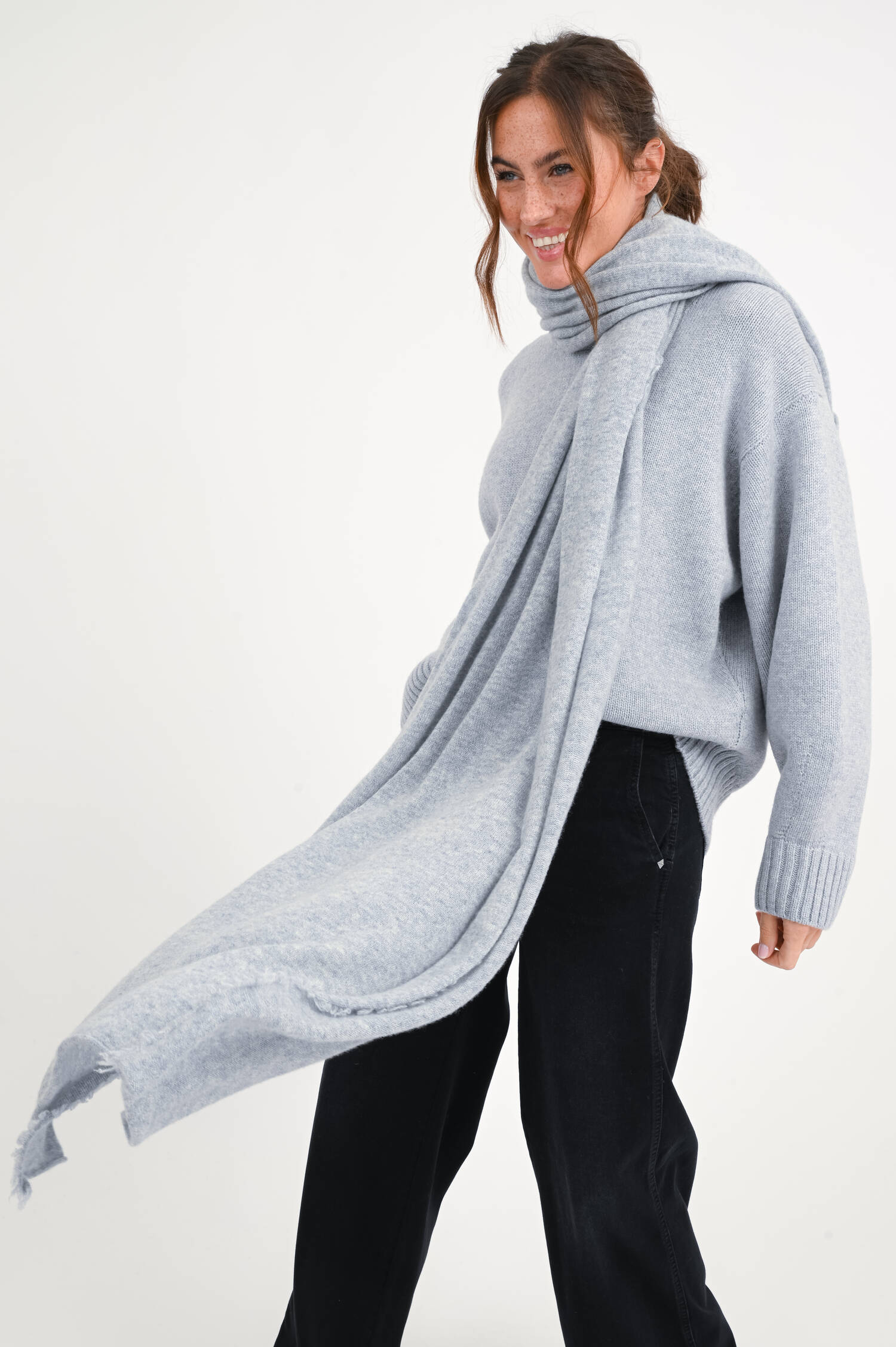 Cashmere-Tuch in Hellgrau Cashmere-Tuch in Hellgrau