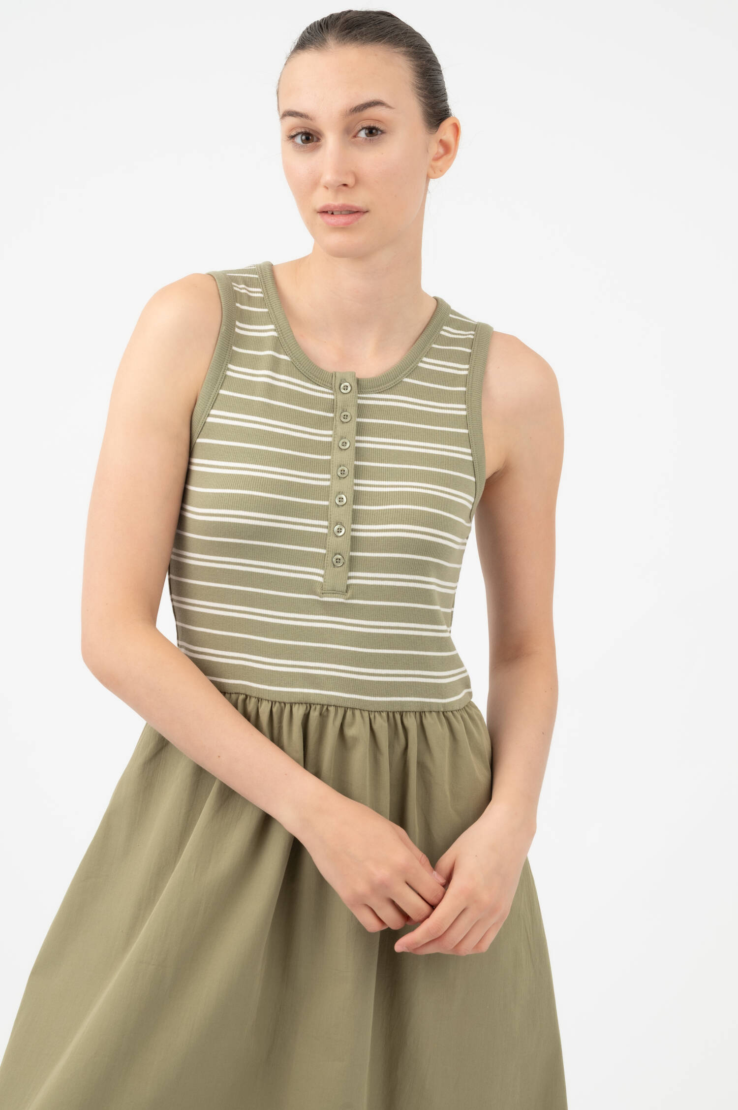 Kleid mit geringeltem Ripptop in Grün Kleid mit geringeltem Ripptop in Grün