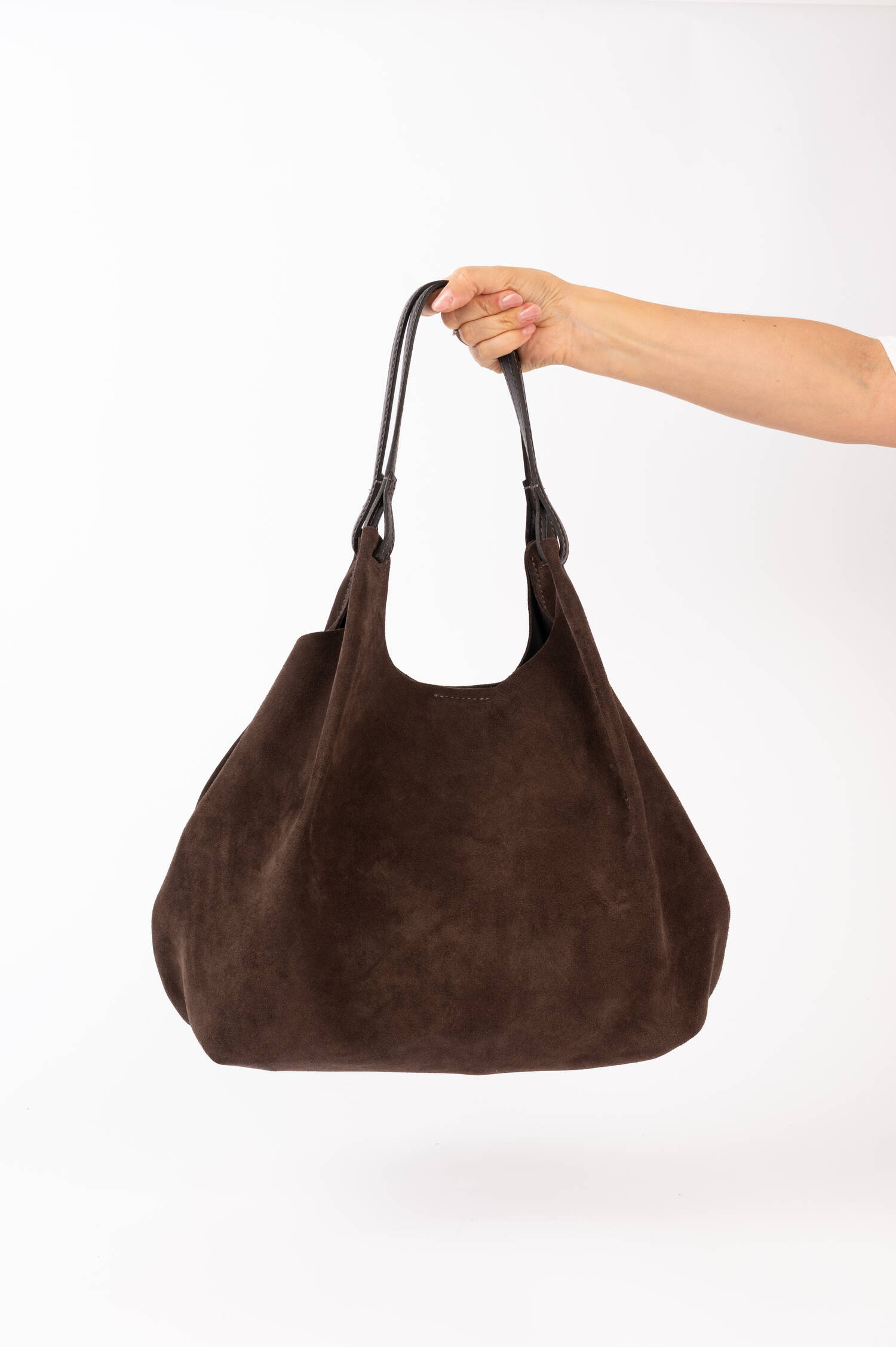 Veloursleder Tasche DUA in Mokka Veloursleder Tasche DUA in Mokka