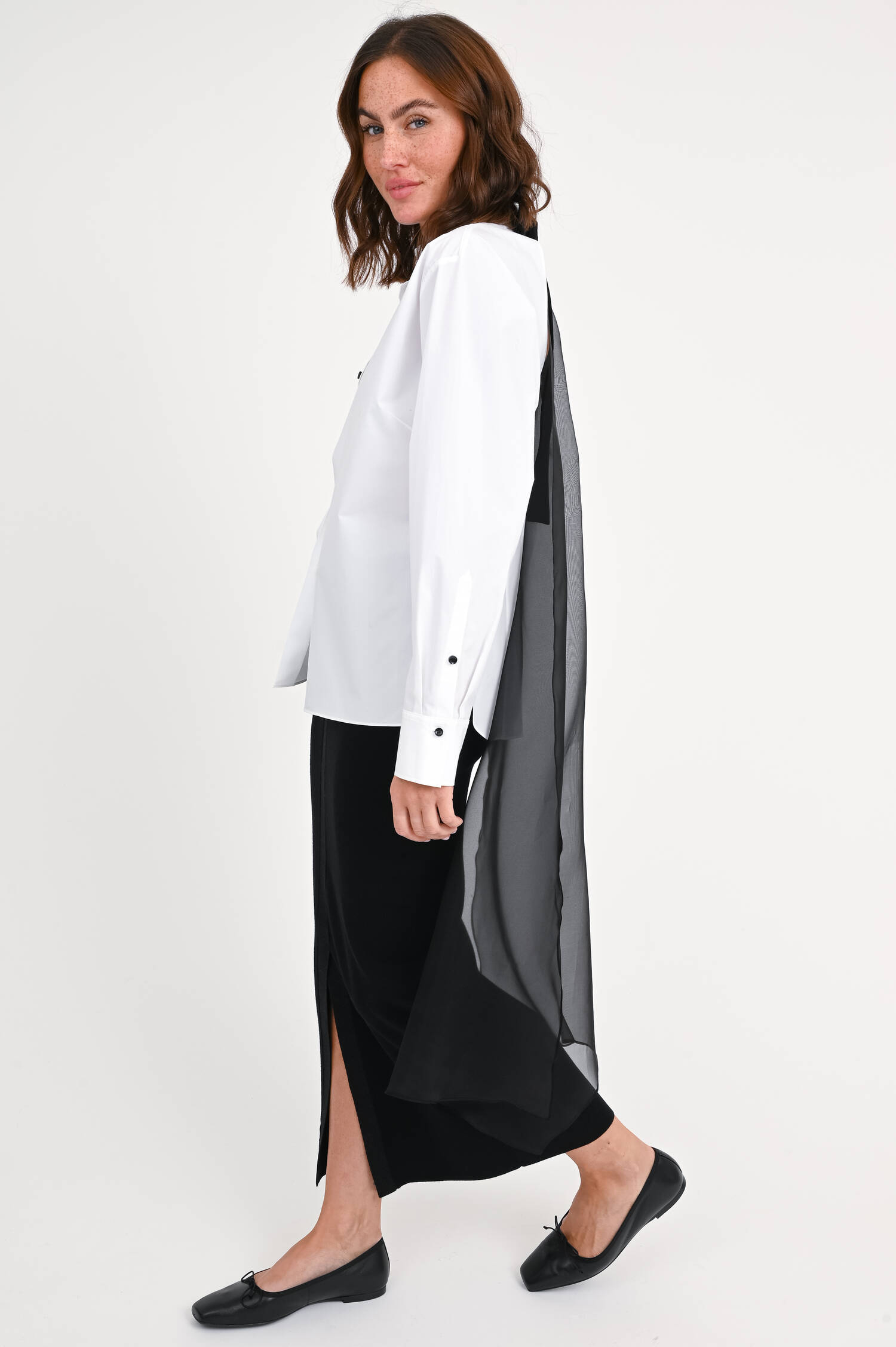 Offene Bluse mit Tafteinsatz in Weiß/Schwarz Offene Bluse mit Tafteinsatz in Weiß/Schwarz