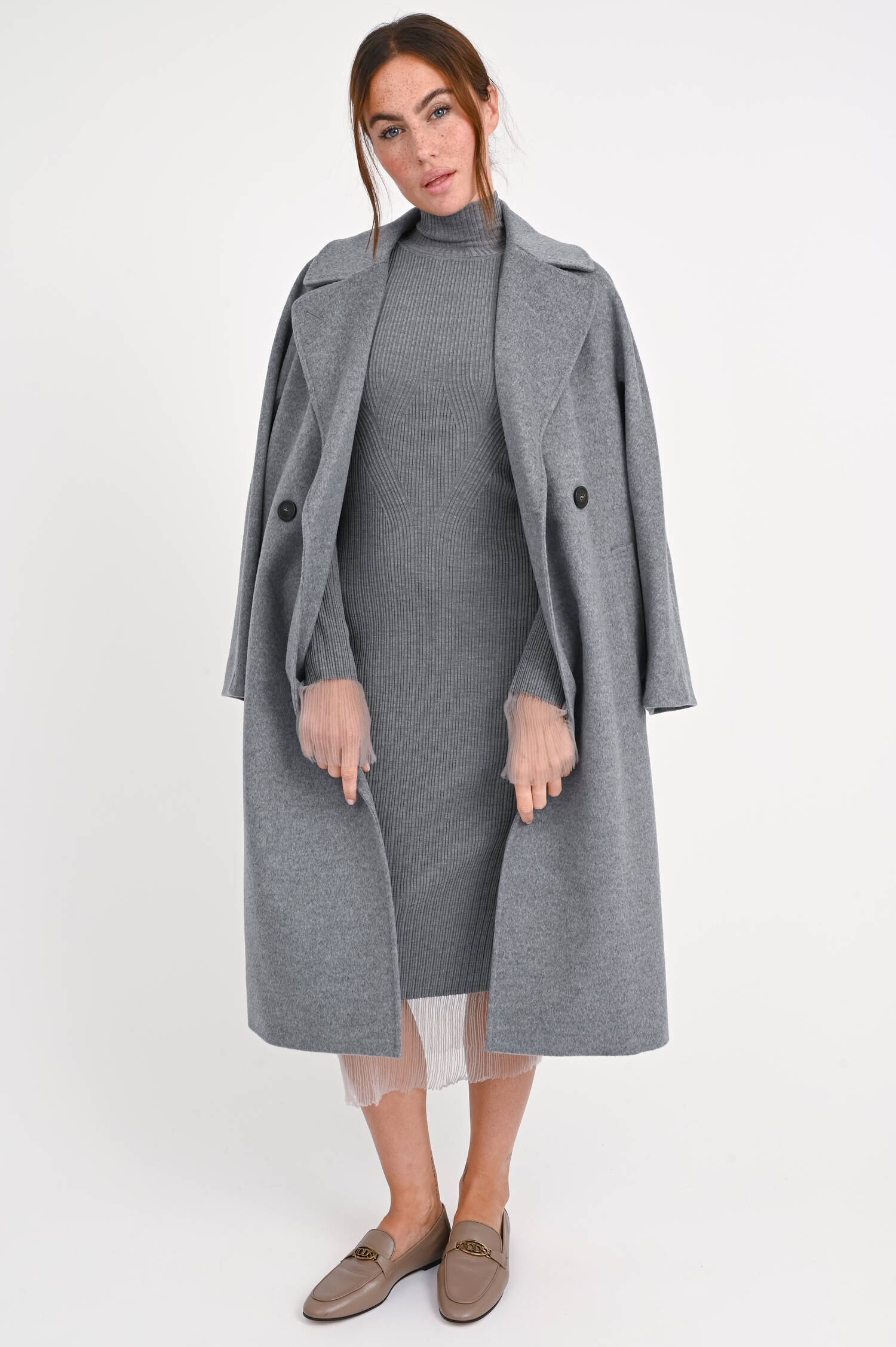 Strickkleid mit Transparent-Details in Mittelgrau