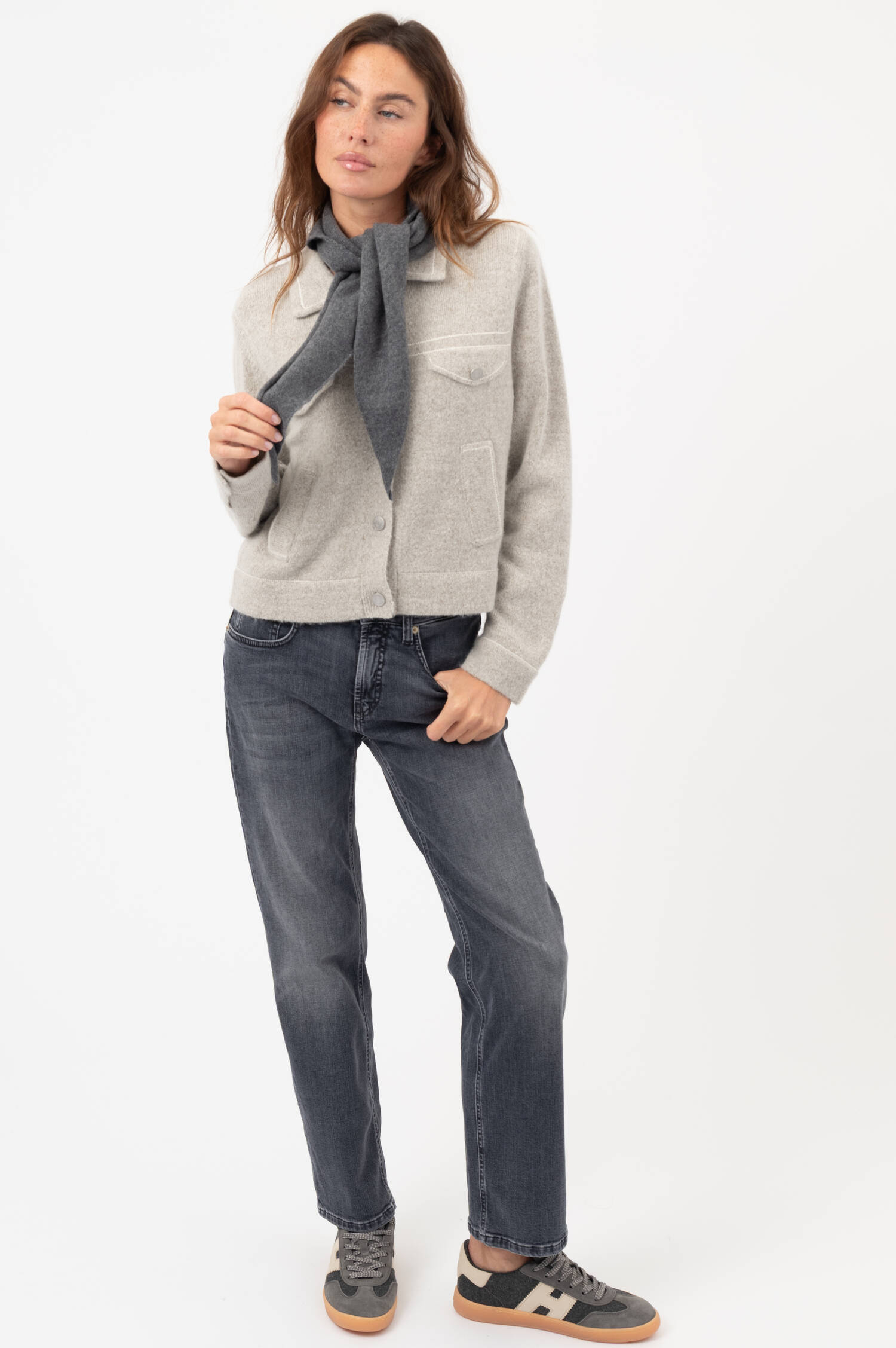 Cashmere Dreieckstuch FLORIANNE in Grau Cashmere Dreieckstuch FLORIANNE in Grau