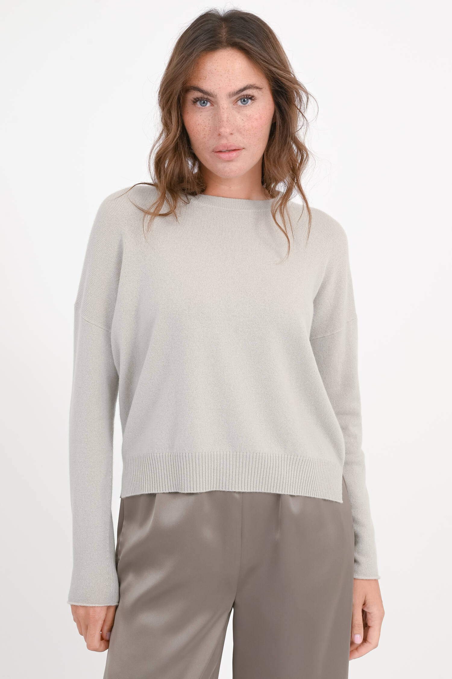 Cropped-Cashmere-Pullover in Salbeigrau