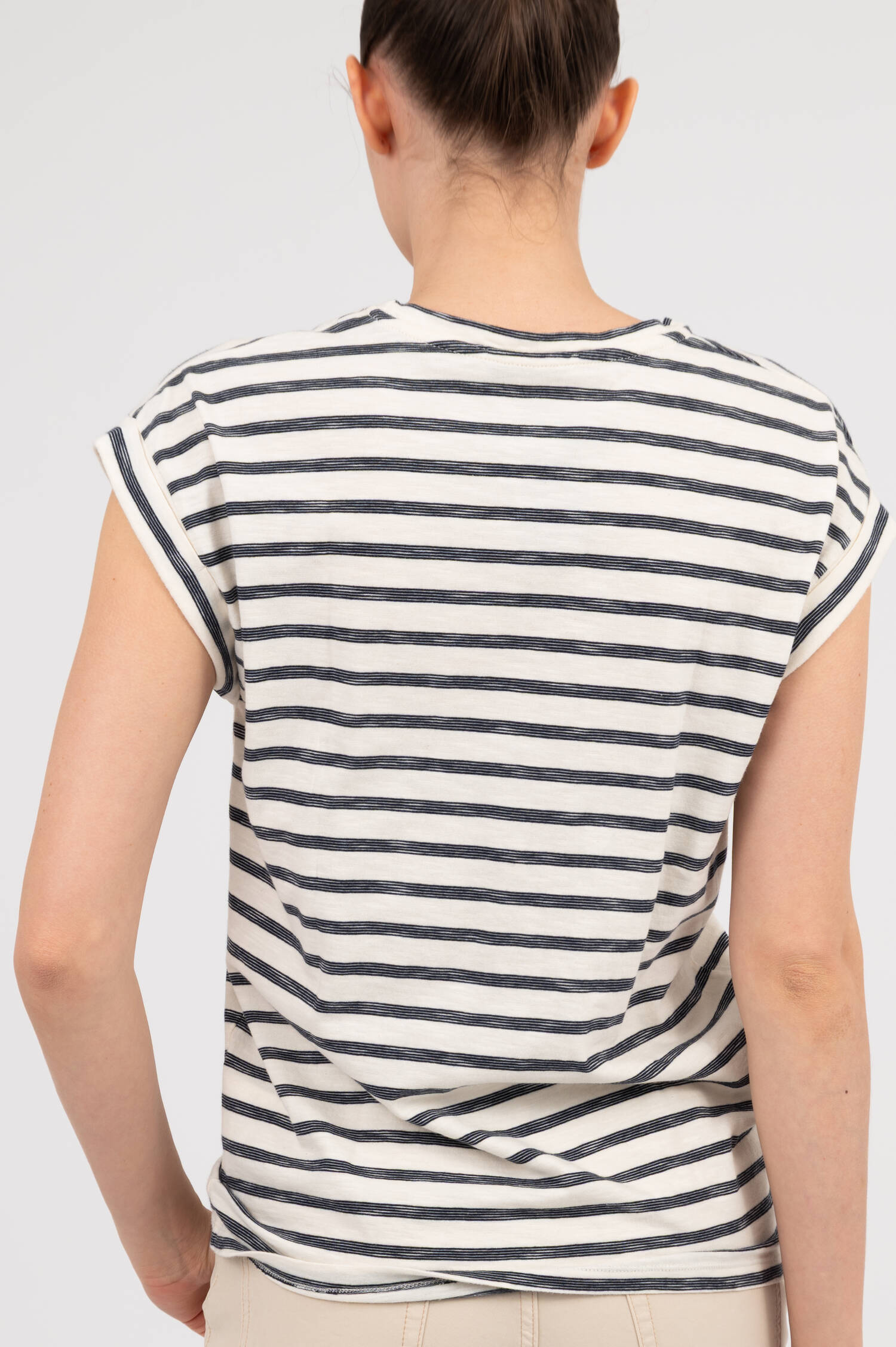 T-Shirt TISHA in Navyblau/Weiß gestreift T-Shirt TISHA in Navyblau/Weiß gestreift