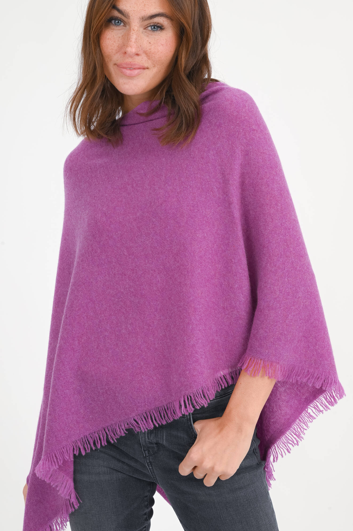 Cashmere Poncho in Violett