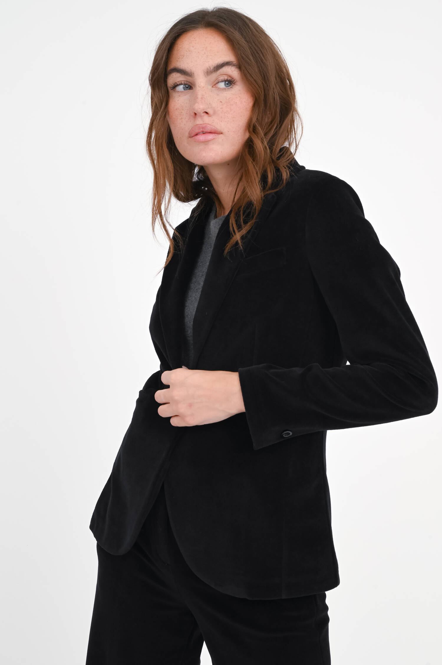 Taillierter Blazer aus Samt in Schwarz