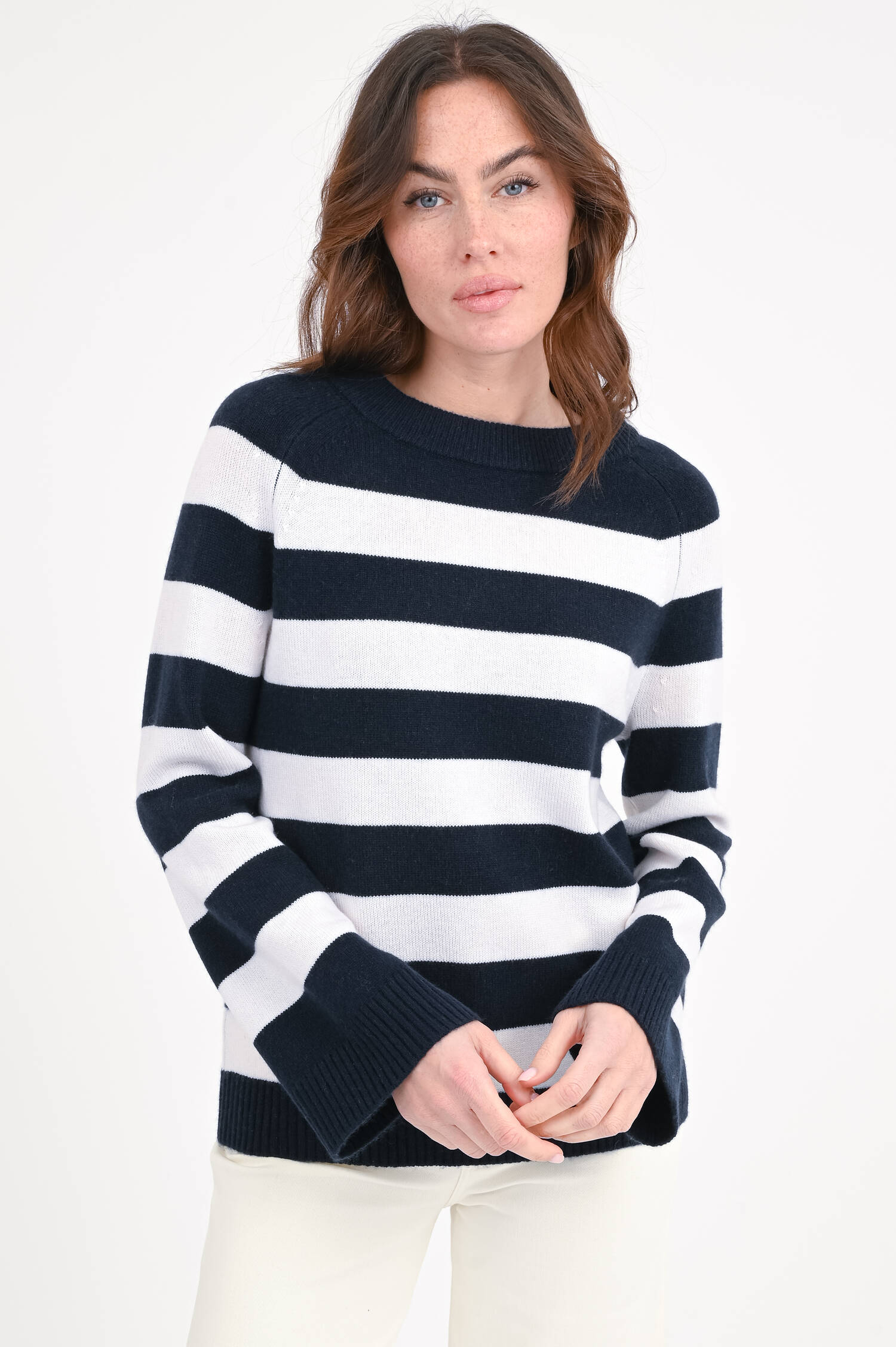 Pullover aus Woll-Cash-Mix in Navy/Weiß gestreift