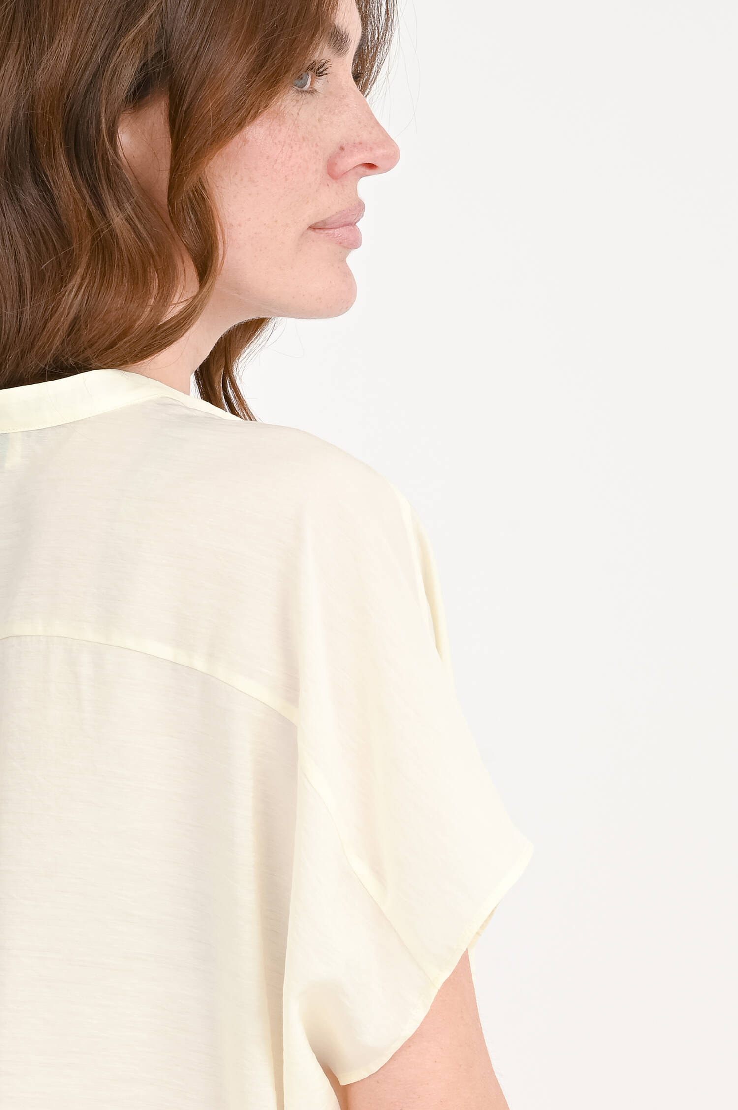 Bluse FLORA aus Tencel in Vanille Bluse FLORA aus Tencel in Vanille