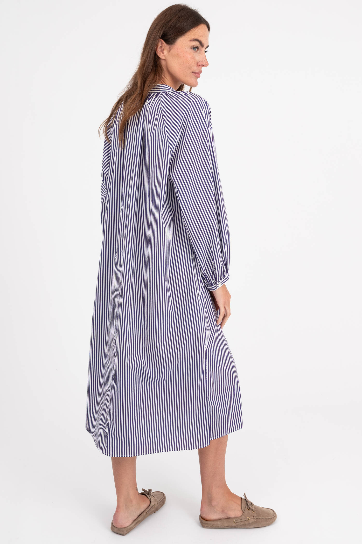 Hemdblusenkleid in Violett/Weiß gestreift Hemdblusenkleid in Violett/Weiß gestreift