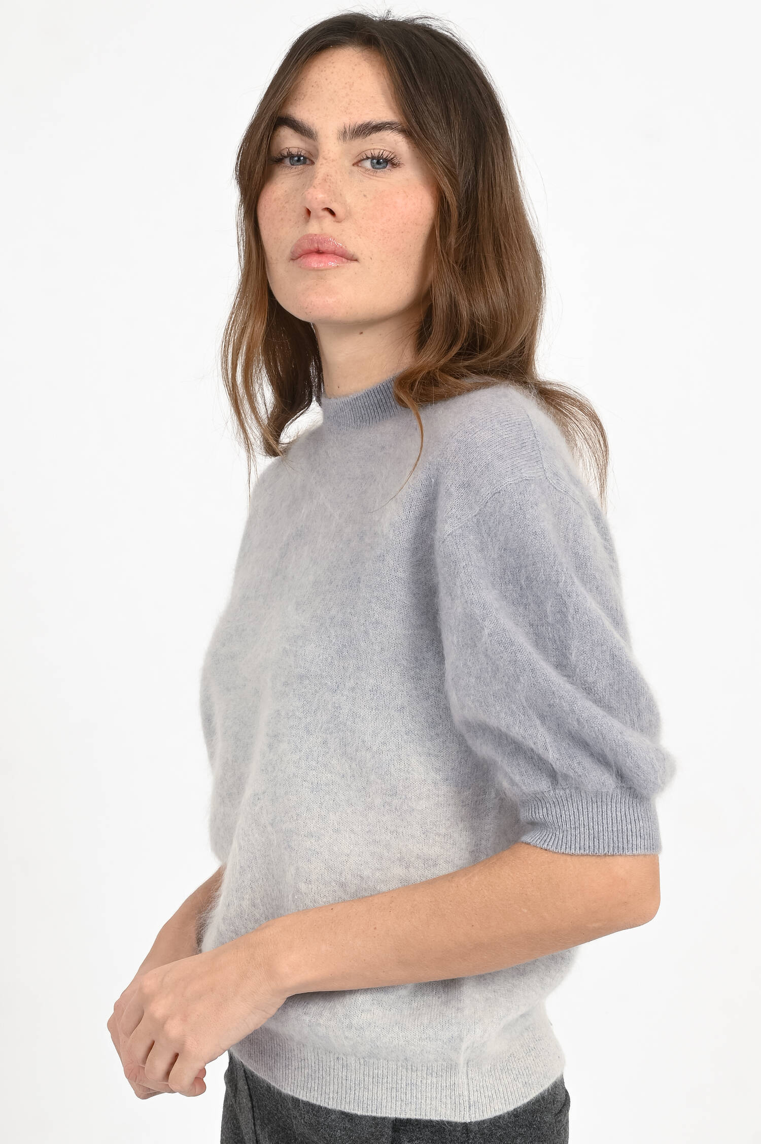 Kurzarm Pullover aus Woll-Cashmere-Mix in Hellgrau