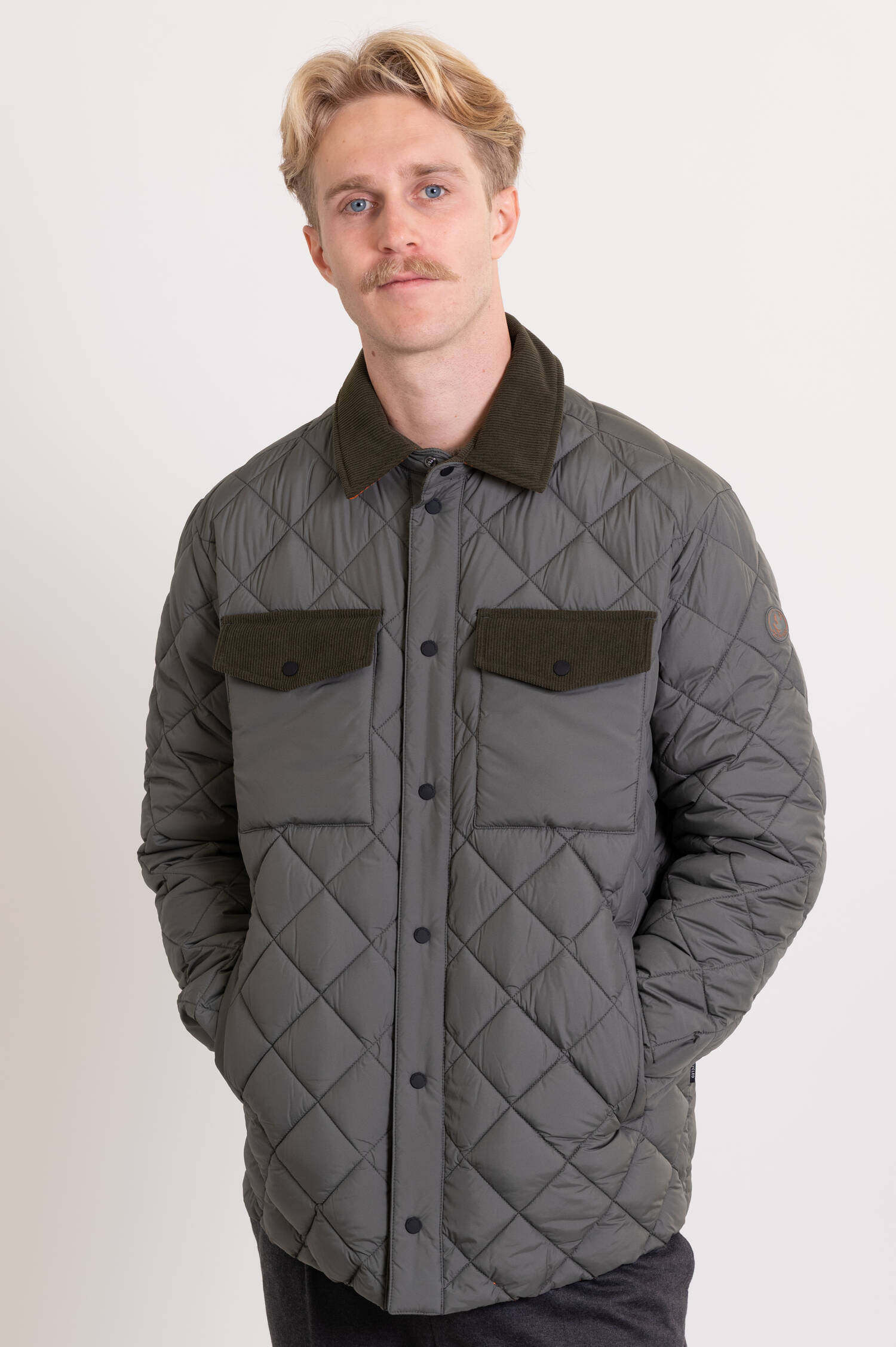 Steppjacke MIRO in Oliv