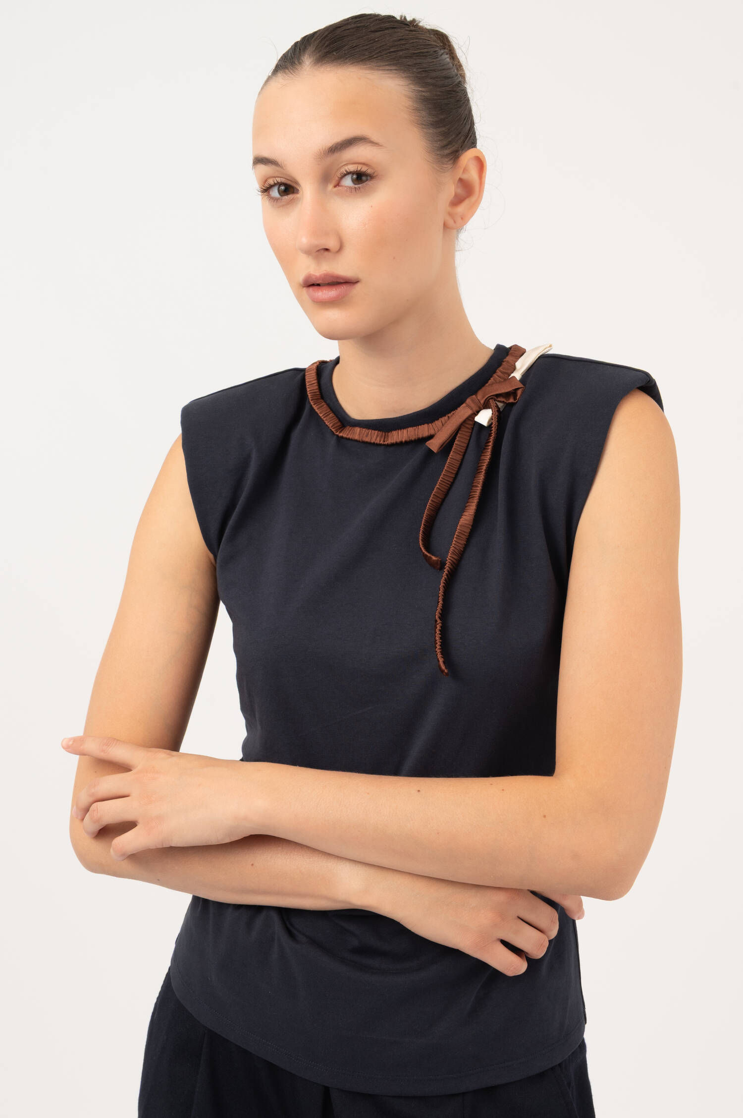 Top mit Seidenbändchen in Navy Top mit Seidenbändchen in Navy