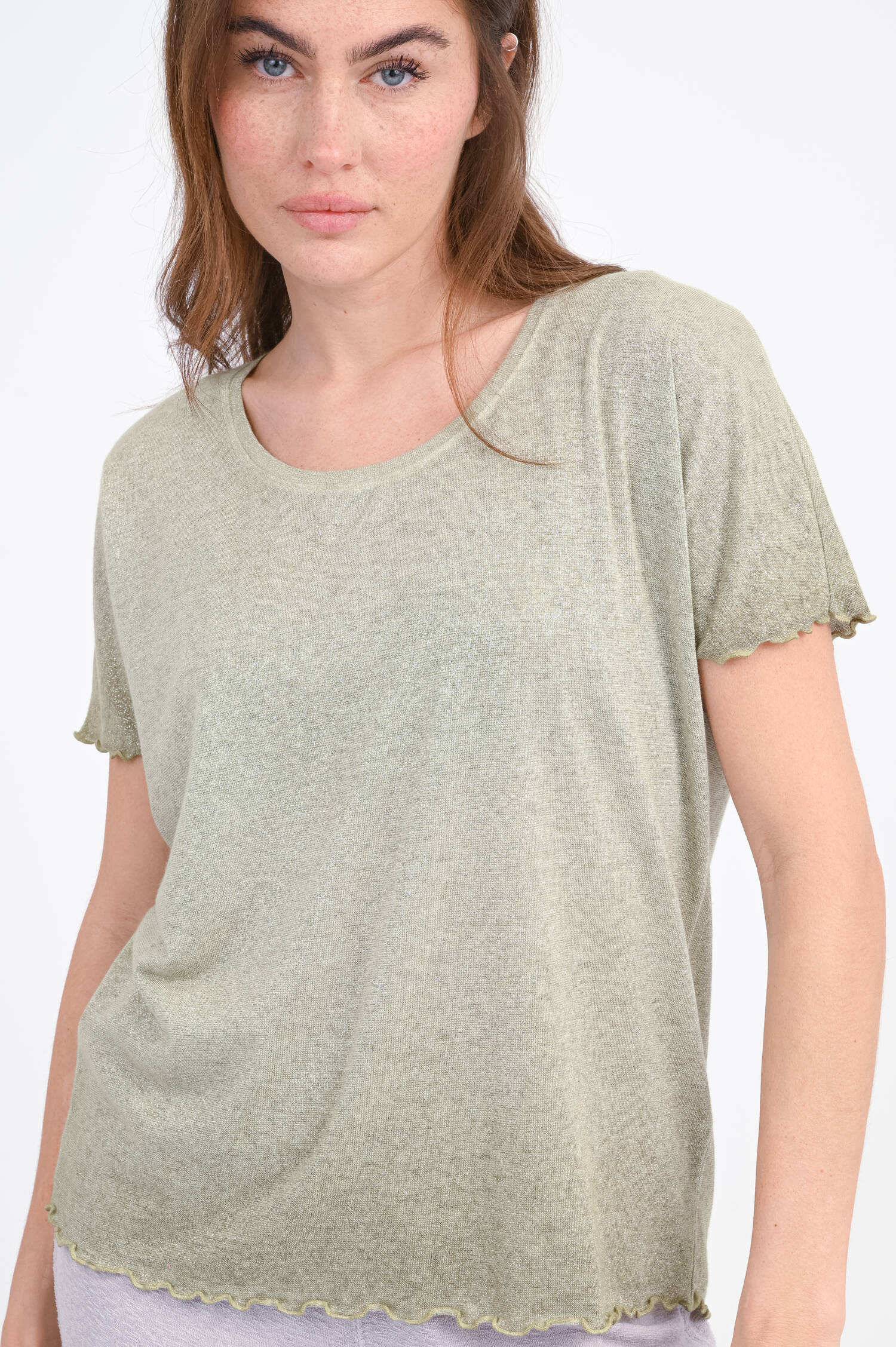 Glitzer-Shirt ADELA mit Rüschensaum in Dunkelgrün