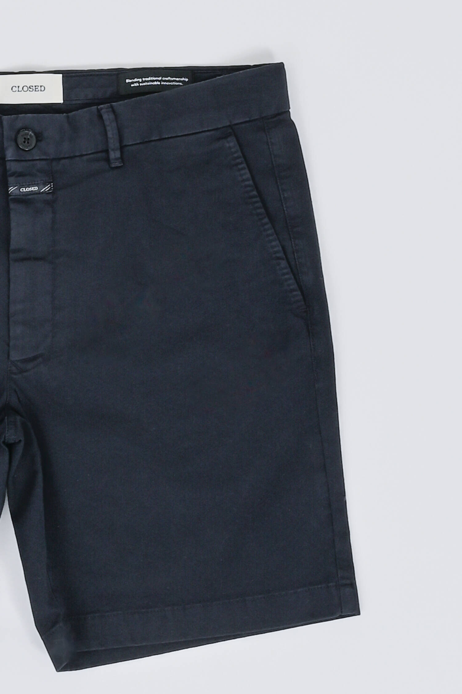Chinoshort aus Baumwolle in Navy