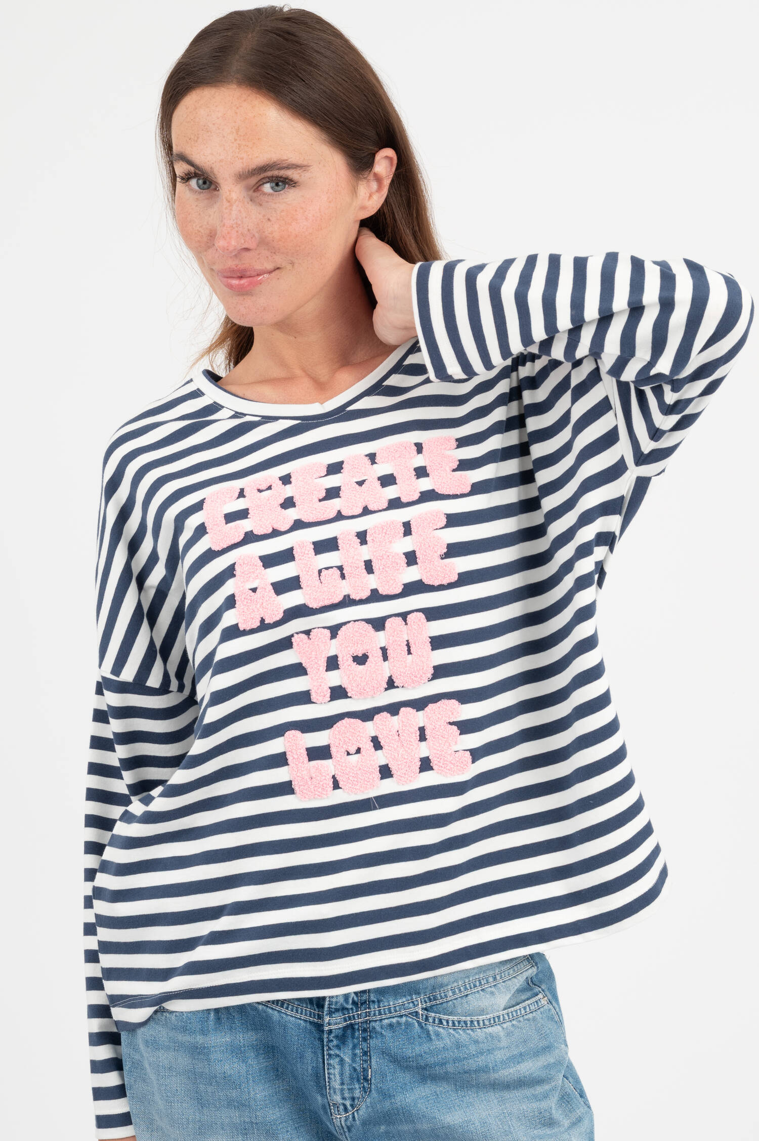 Oversize Shirt in Dunkelblau/Ecru gestreift