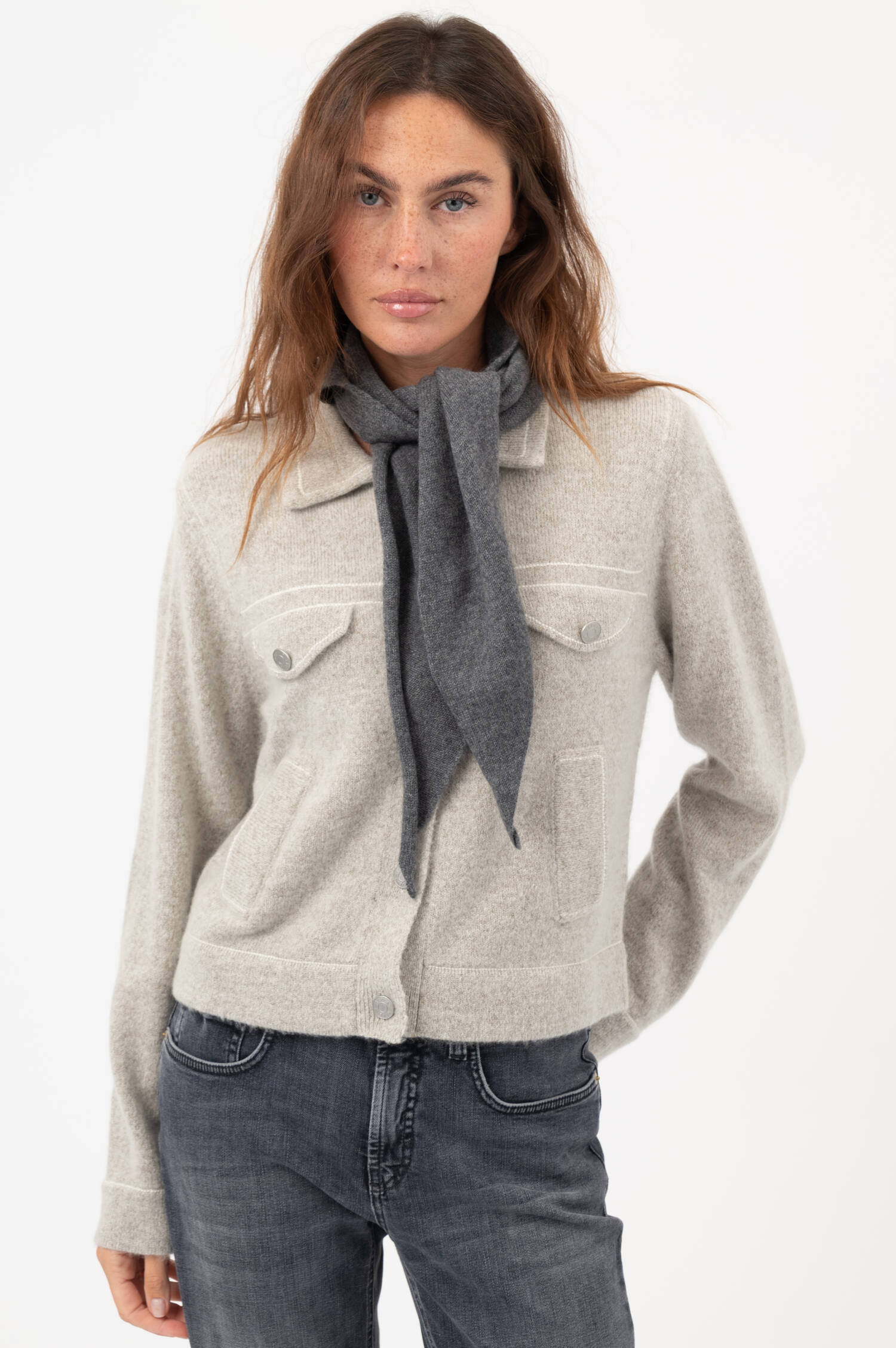 Cashmere Dreieckstuch FLORIANNE in Grau Cashmere Dreieckstuch FLORIANNE in Grau