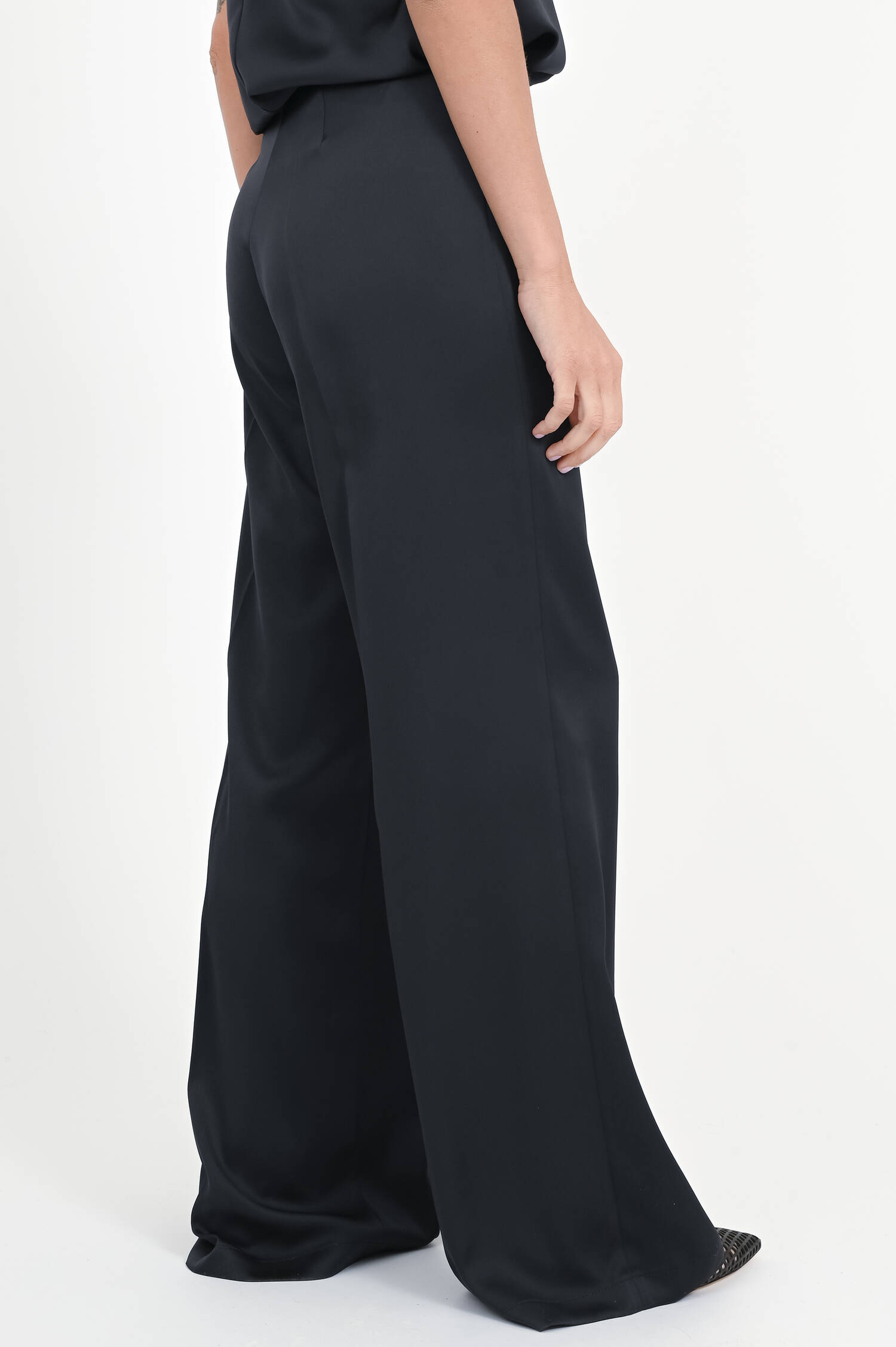 Hose in Satin-Optik in Notte