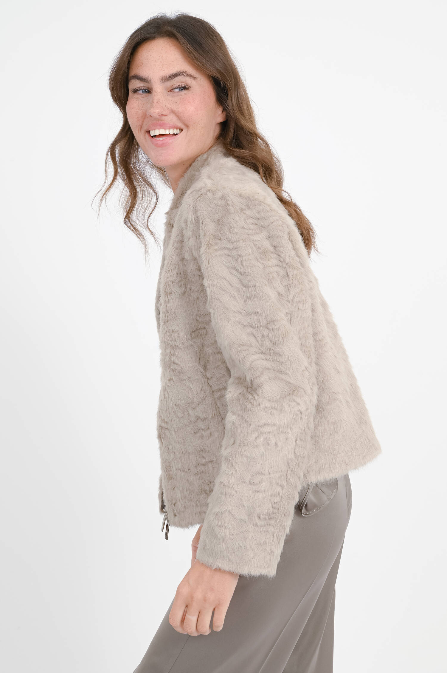 Faux Fur Jacke DANJA in hellem Taupe Faux Fur Jacke DANJA in hellem Taupe