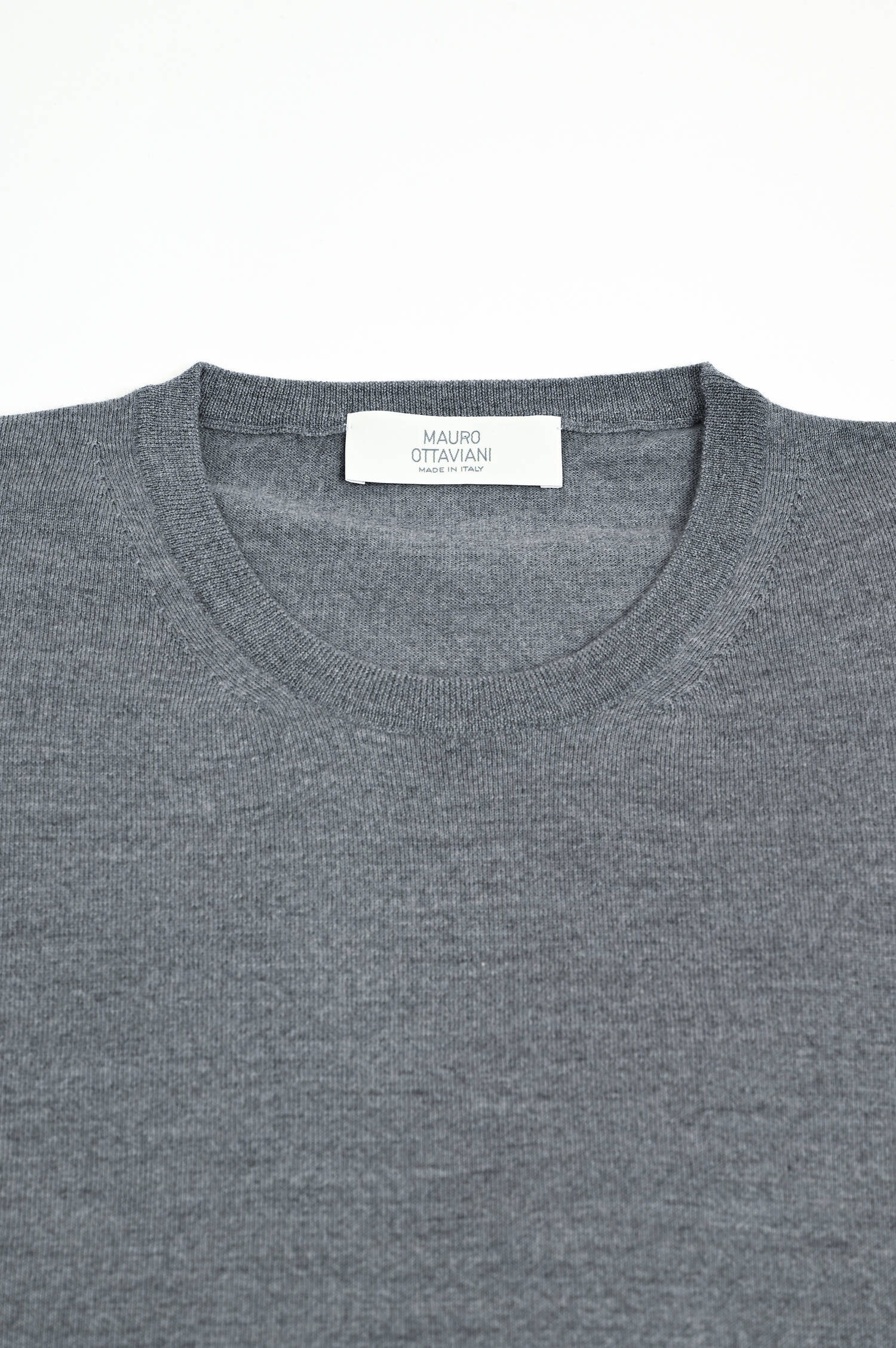 Feinstrick-Pullover aus Merinowolle in Hellgrau