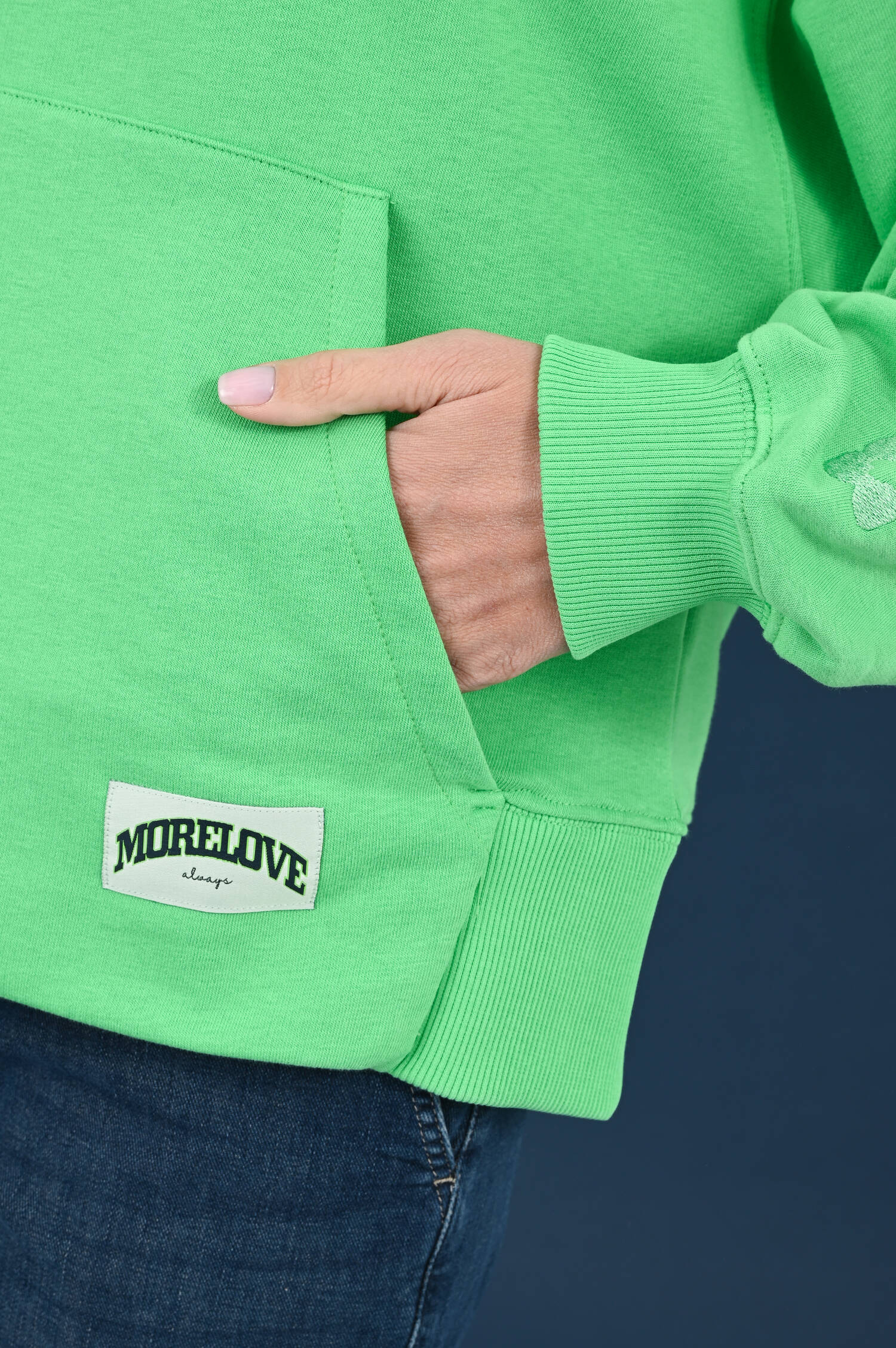 Kapuzensweater TAKE IT EASY in Applegreen