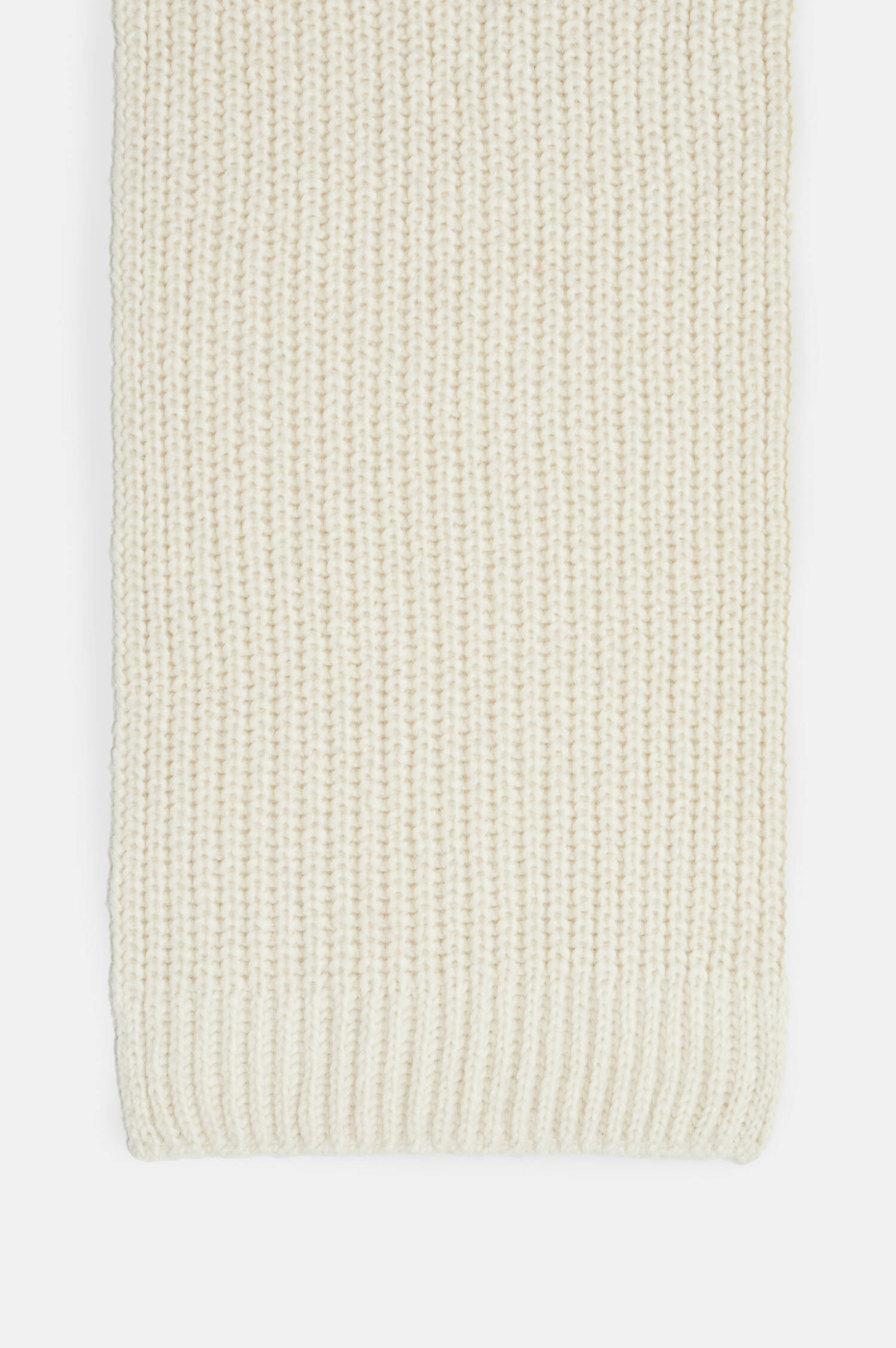 Strickschal aus Alpaka-Mix in Creme Strickschal aus Alpaka-Mix in Creme