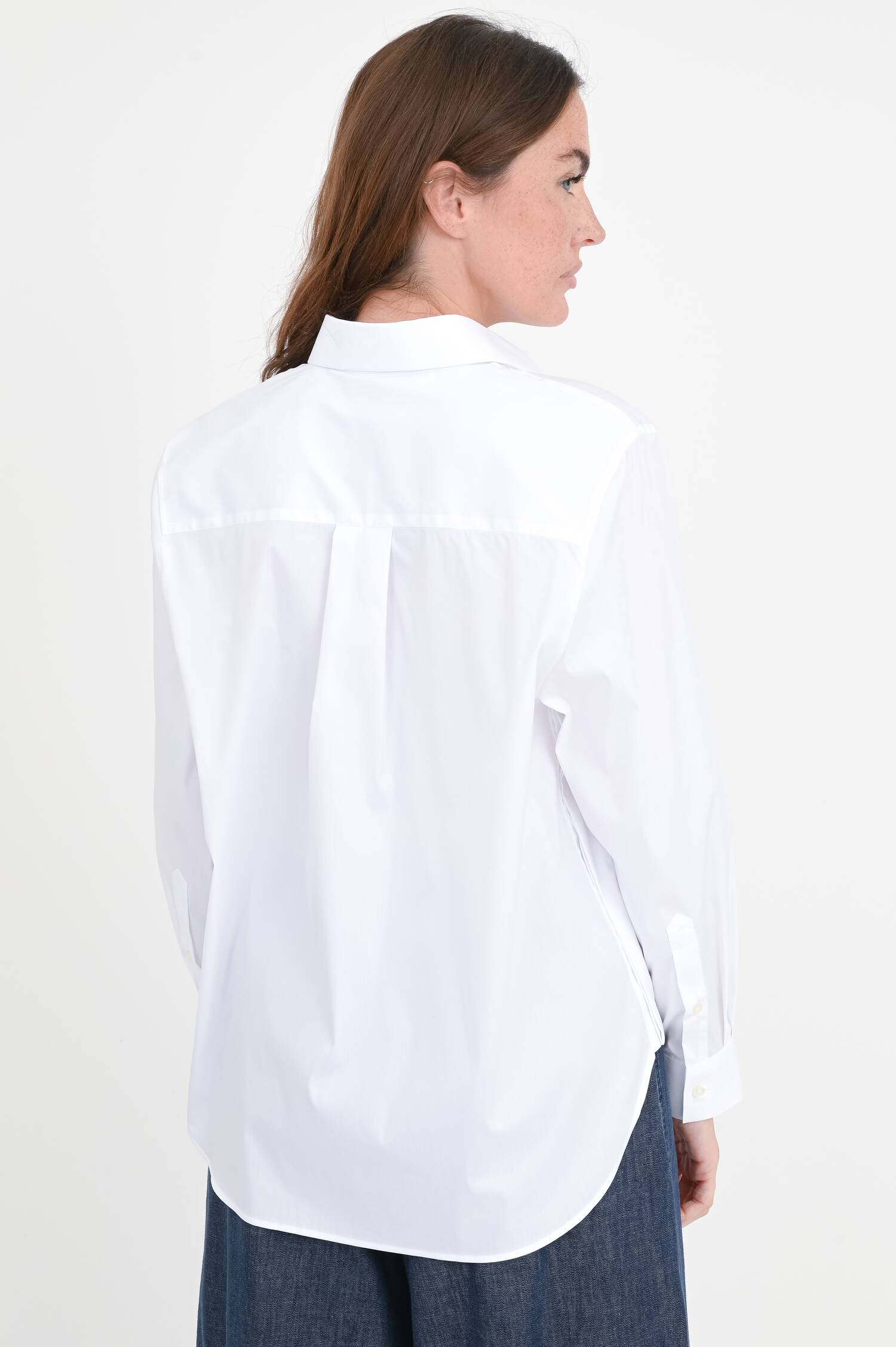 Bluse mit verdeckter Knopfleiste in Weiß