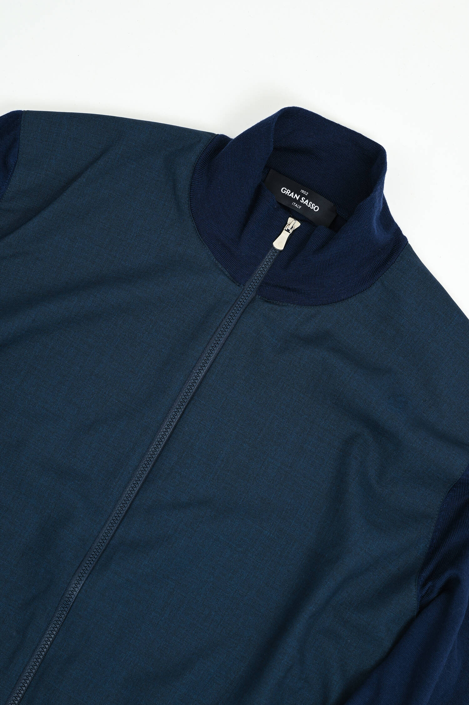 Hybrid-Strickjacke in Dunkelblau