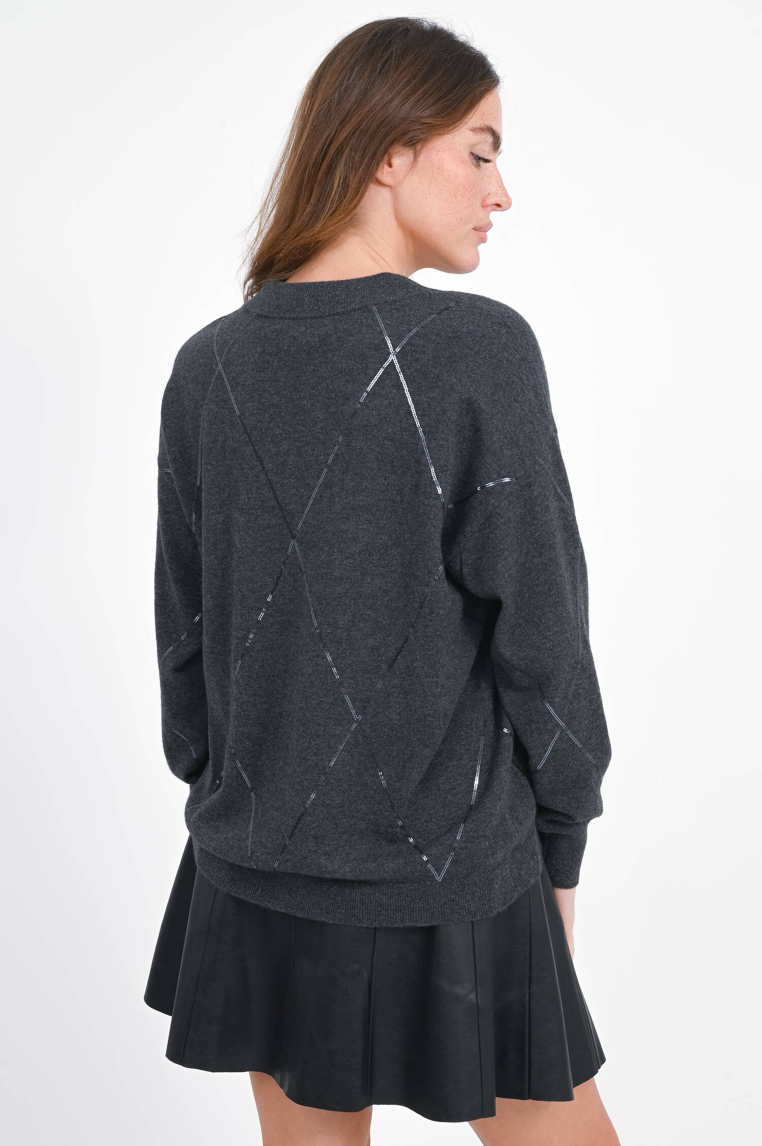 Pullover mit glänzendem Karostreifen in Grau Pullover mit glänzendem Karostreifen in Grau