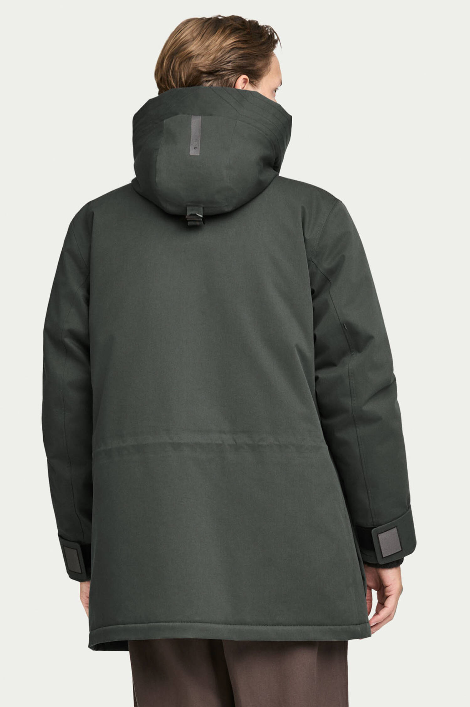Parka FEND in Olive Parka FEND in Olive